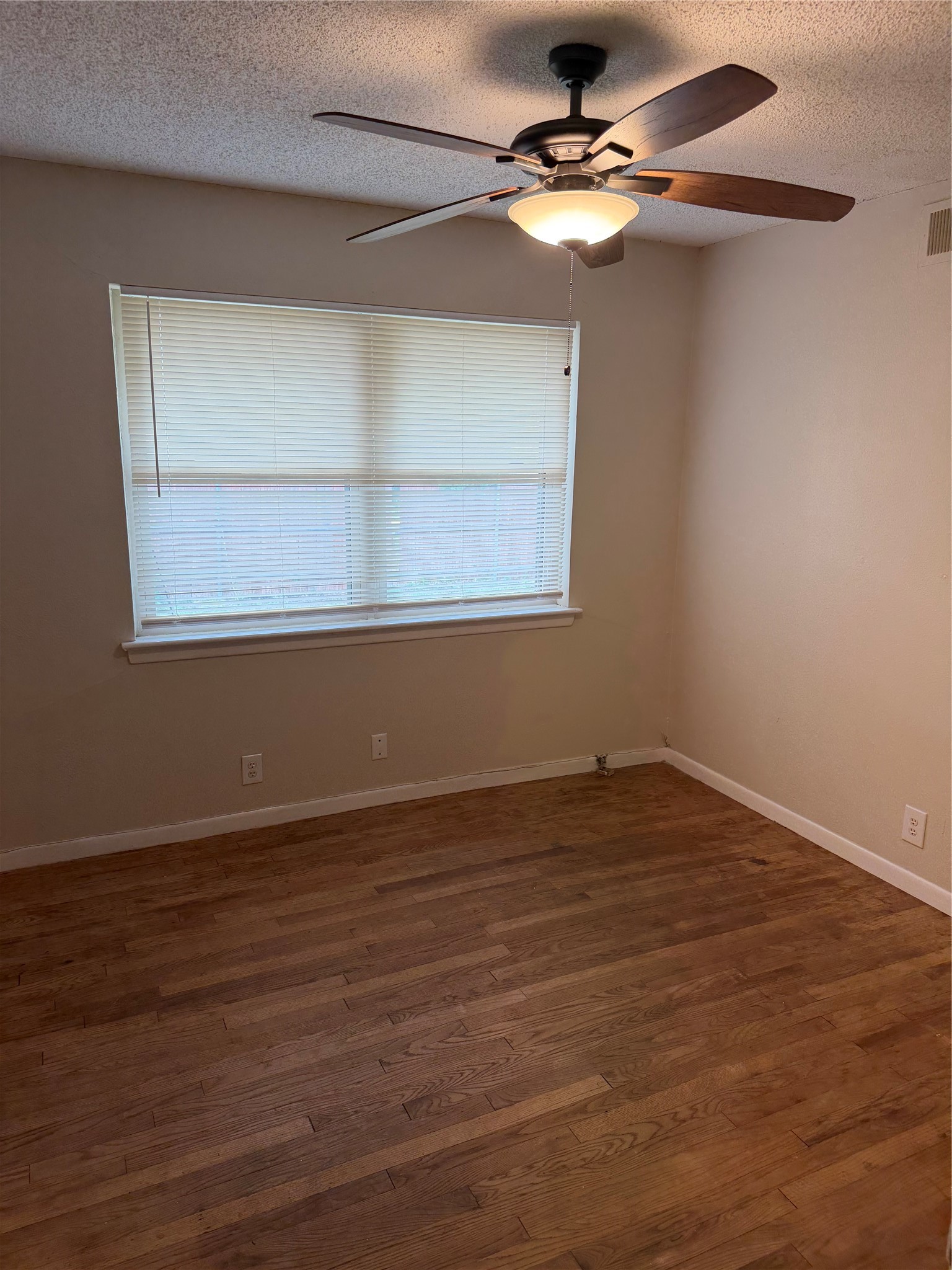 3253 Millmar Drive Dallas TX 75228