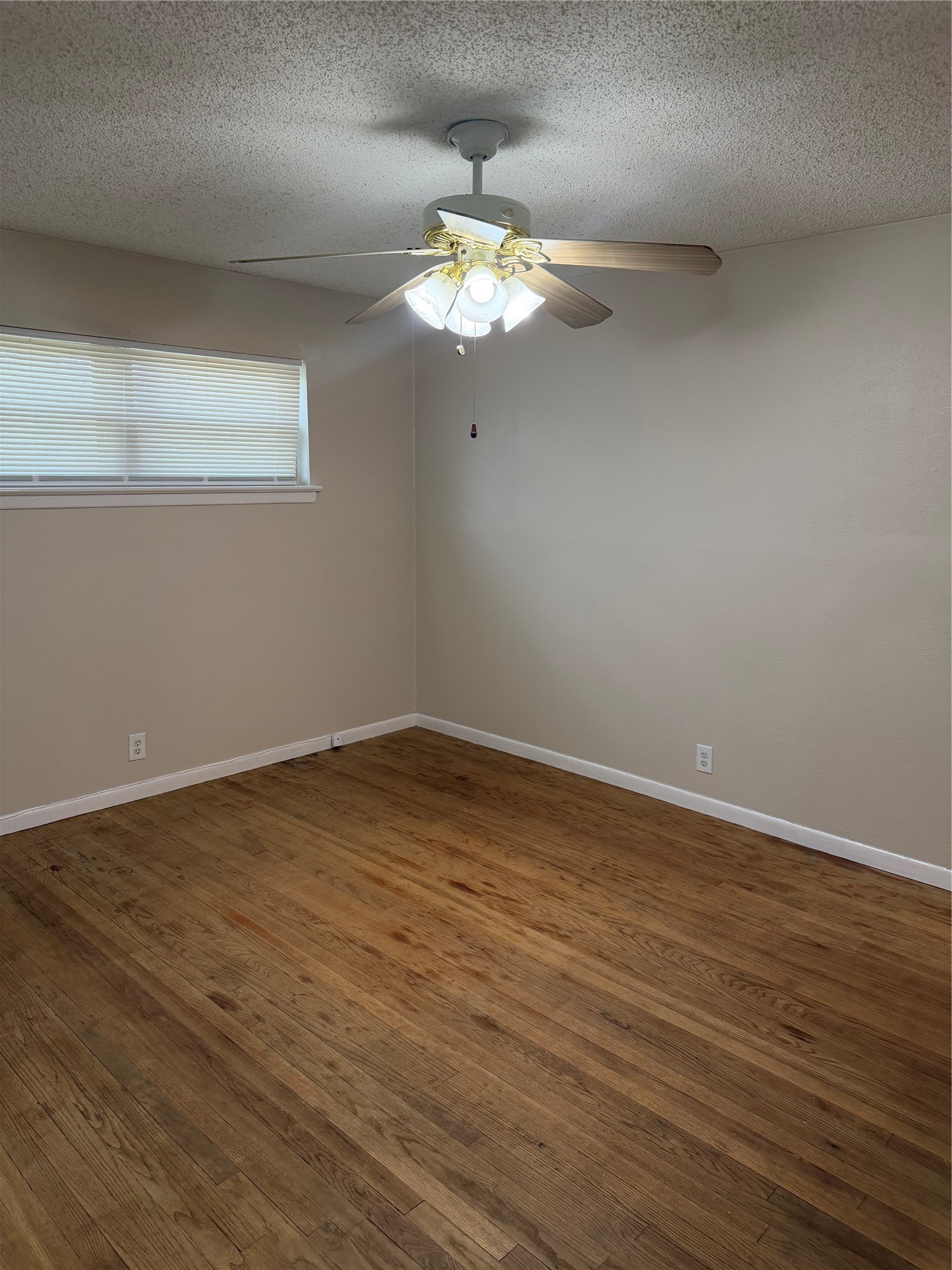 3253 Millmar Drive Dallas TX 75228