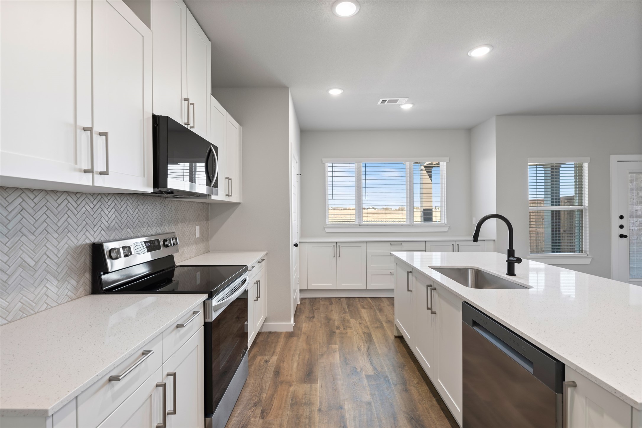4011 Lecroy Court Midlothian TX 76065