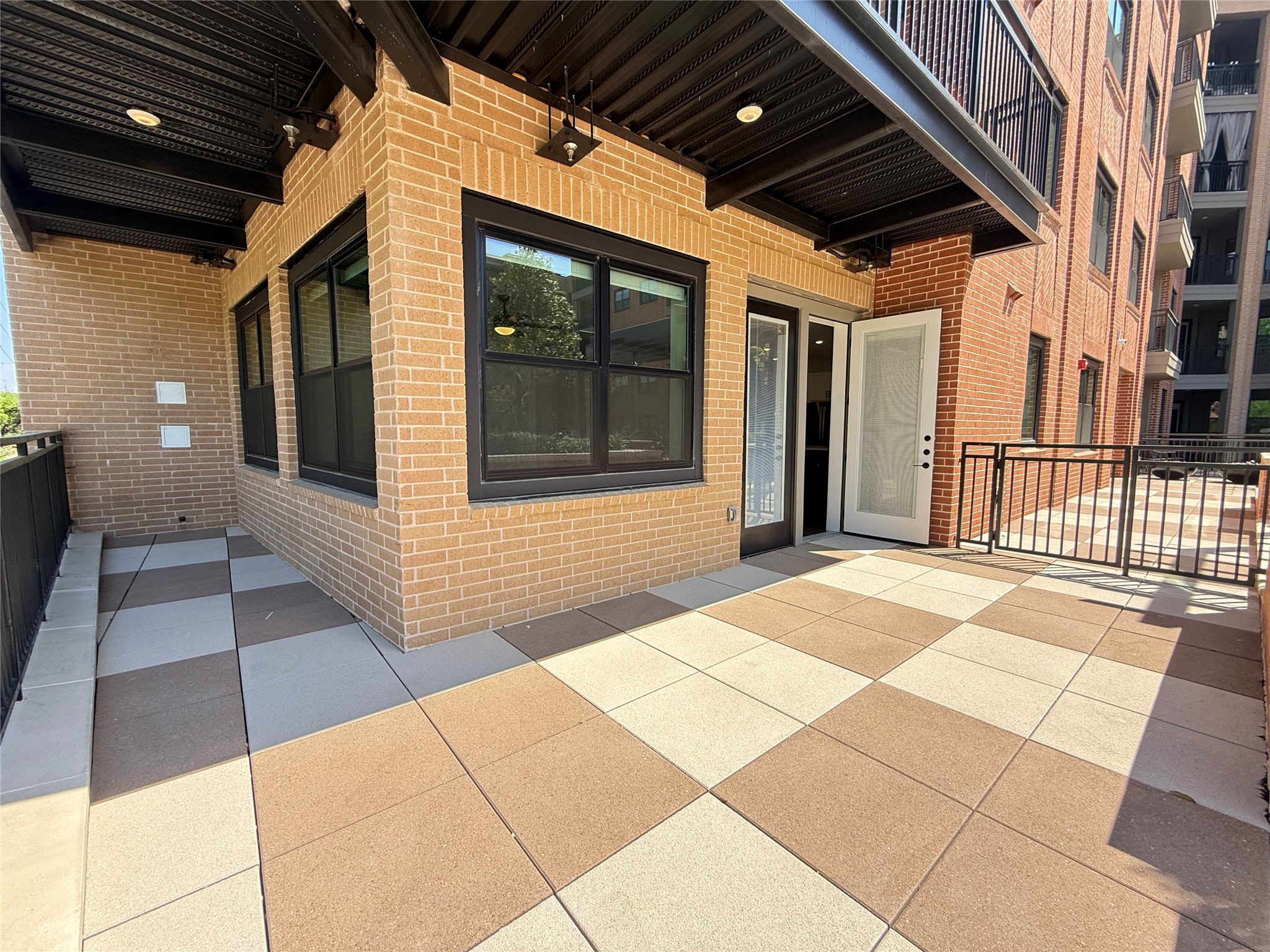 3255 Carlisle Street Dallas TX 75204