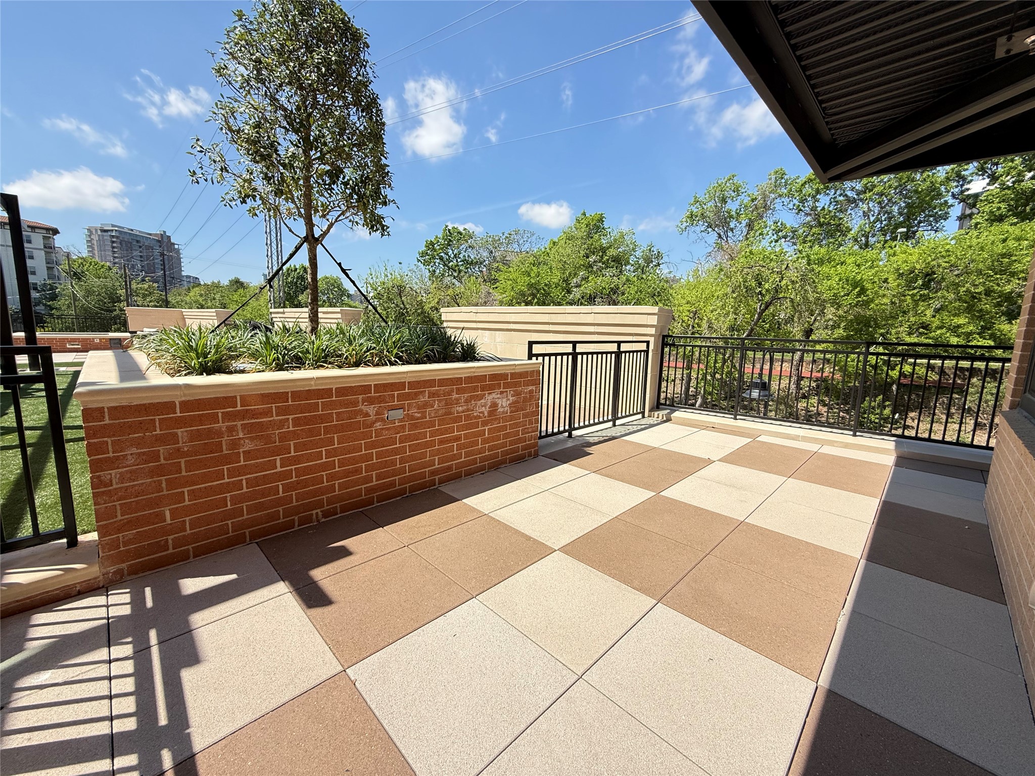 3255 Carlisle Street Dallas TX 75204