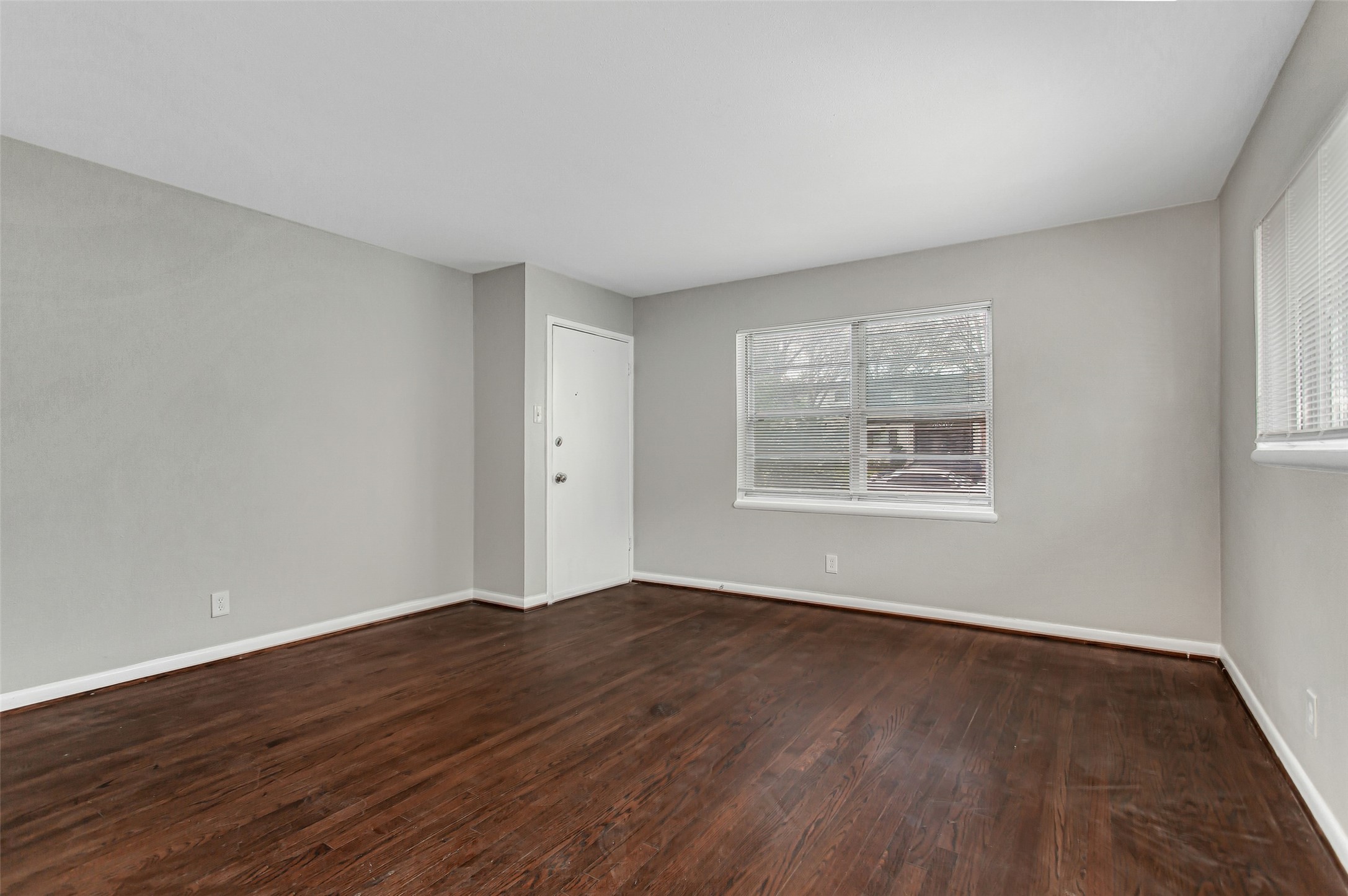 4916 Worth Street Dallas TX 75214