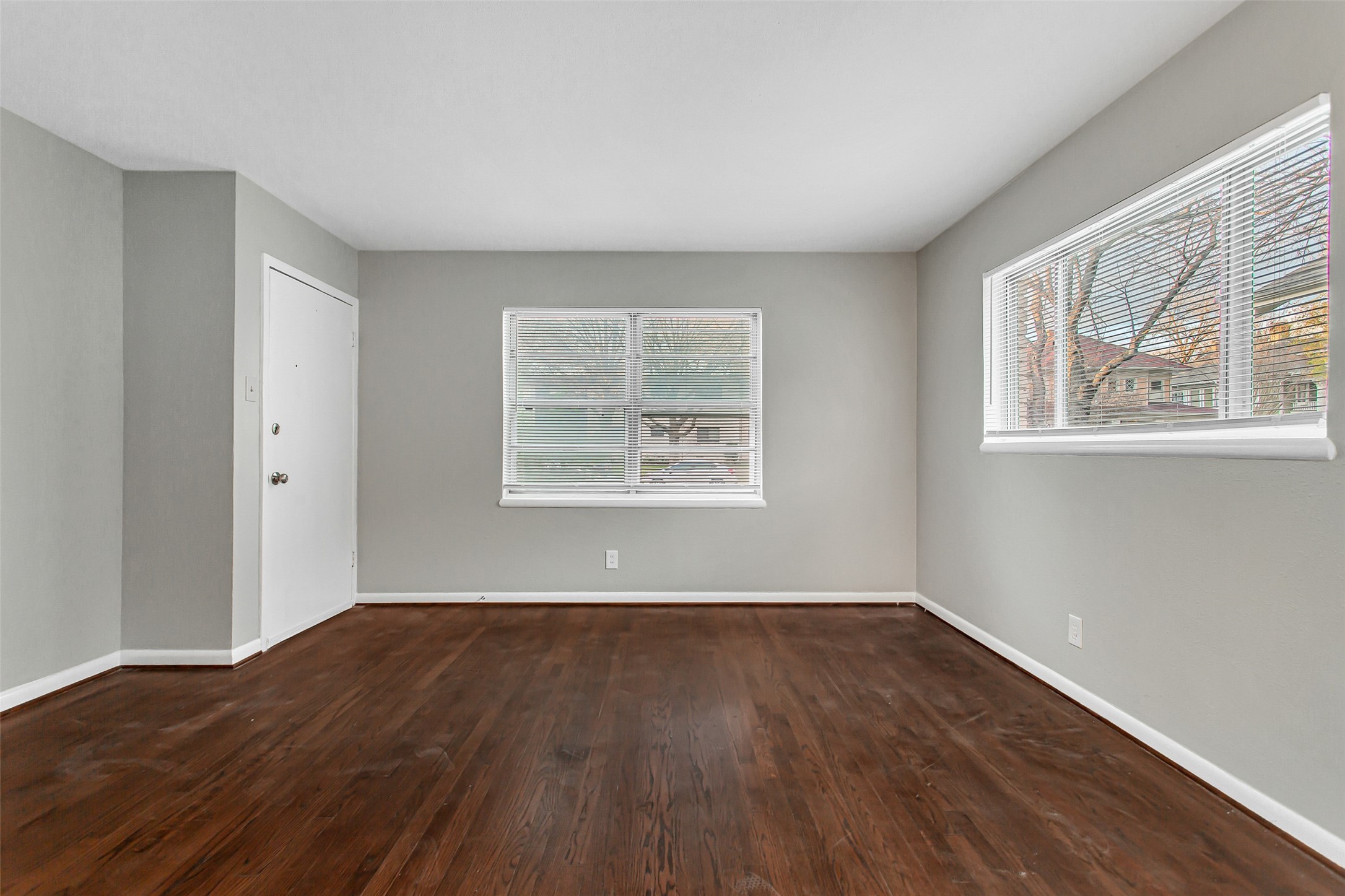 4916 Worth Street Dallas TX 75214