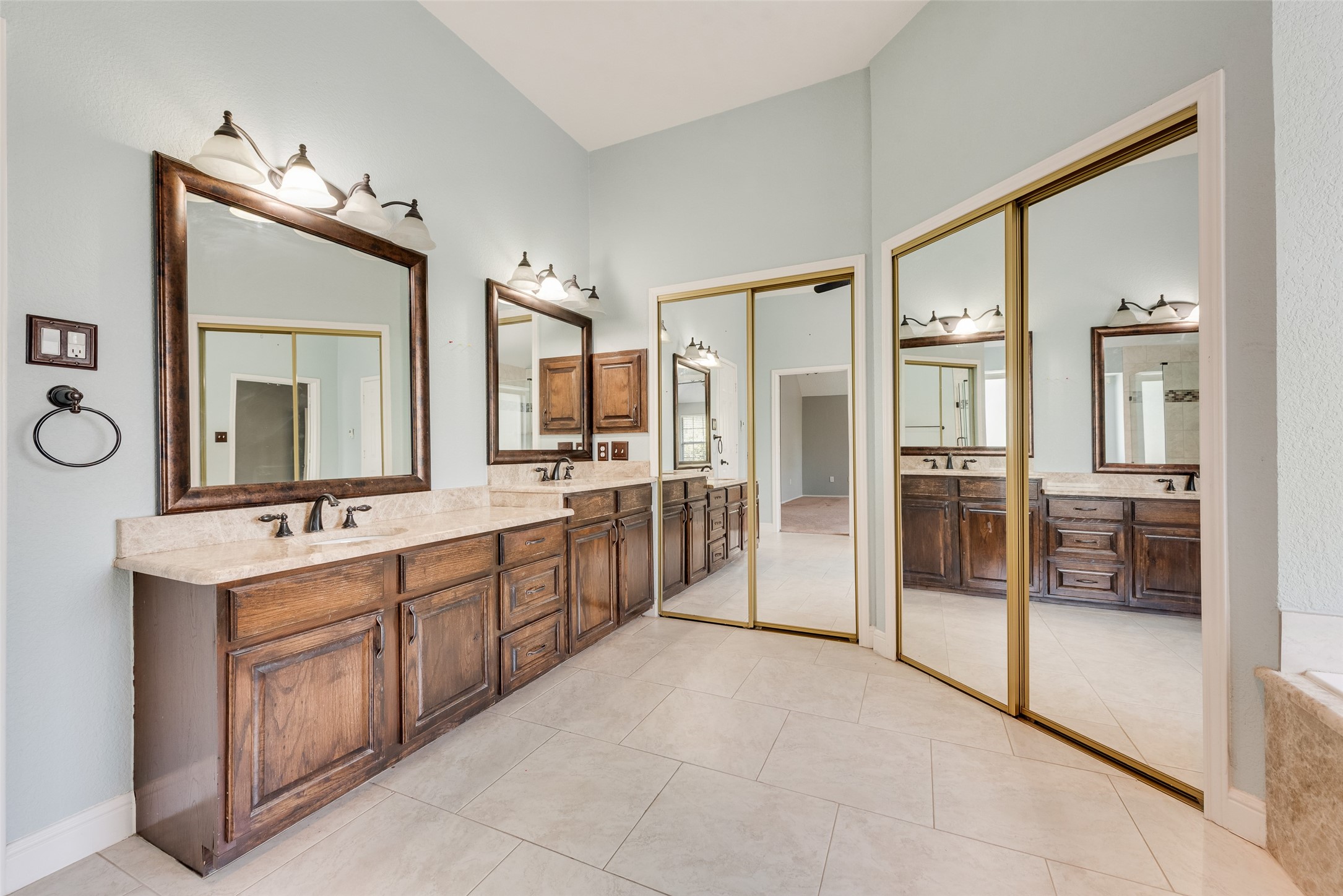 2912 Shadow Oak Court Flower Mound TX 75028