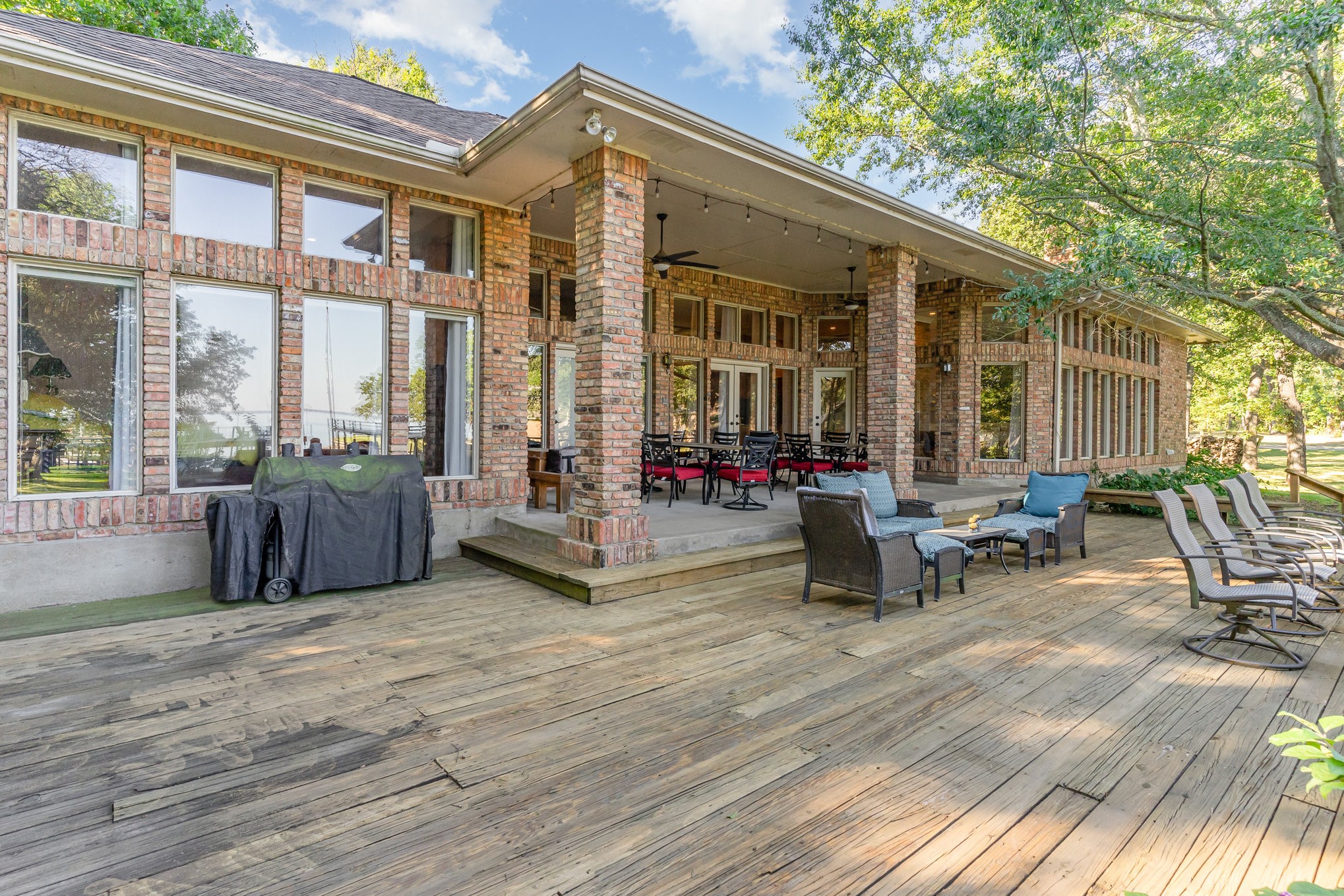 355 Beachside Drive Trinidad TX 75163