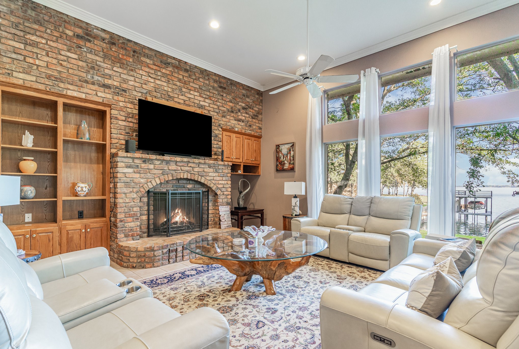 355 Beachside Drive Trinidad TX 75163