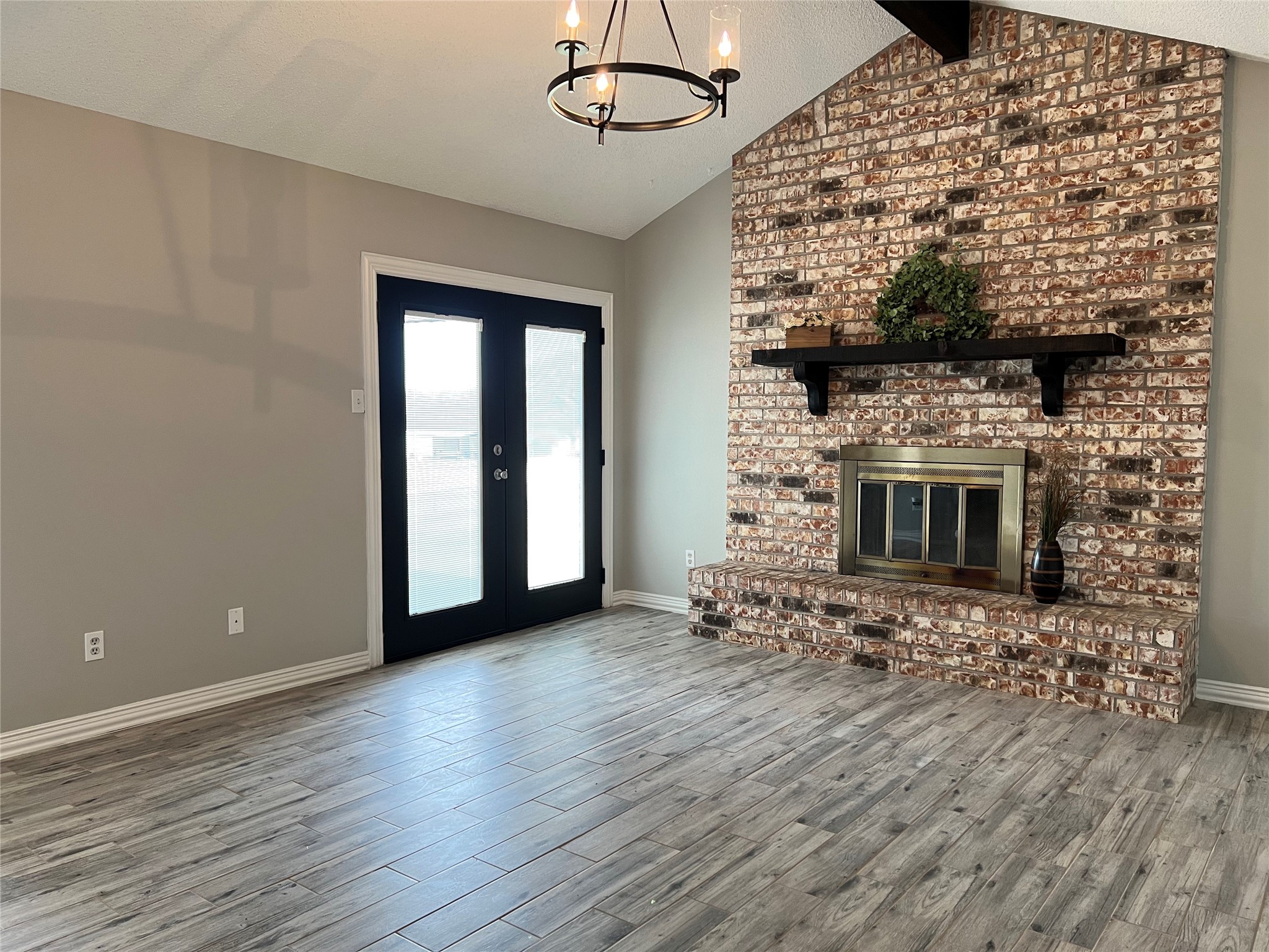 202 S Sendero Drive Decatur TX 76234