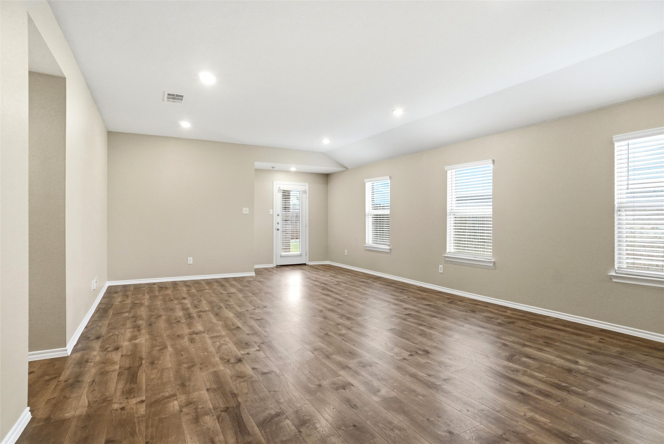 2603 Hutchins Drive Seagoville TX 75159