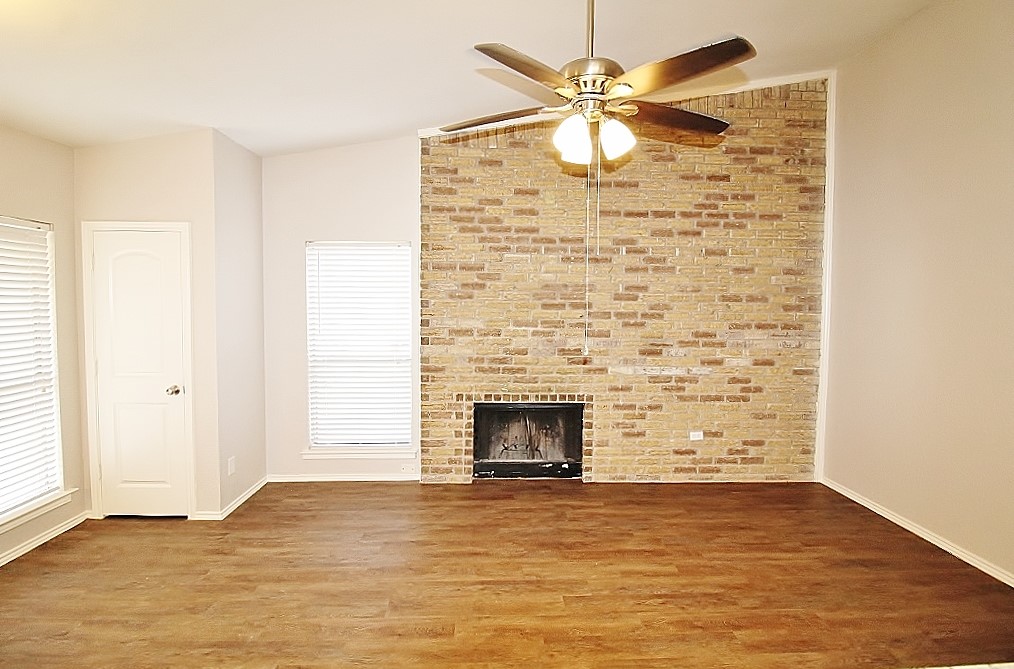 6620 S Creek Drive Fort Worth TX 76133