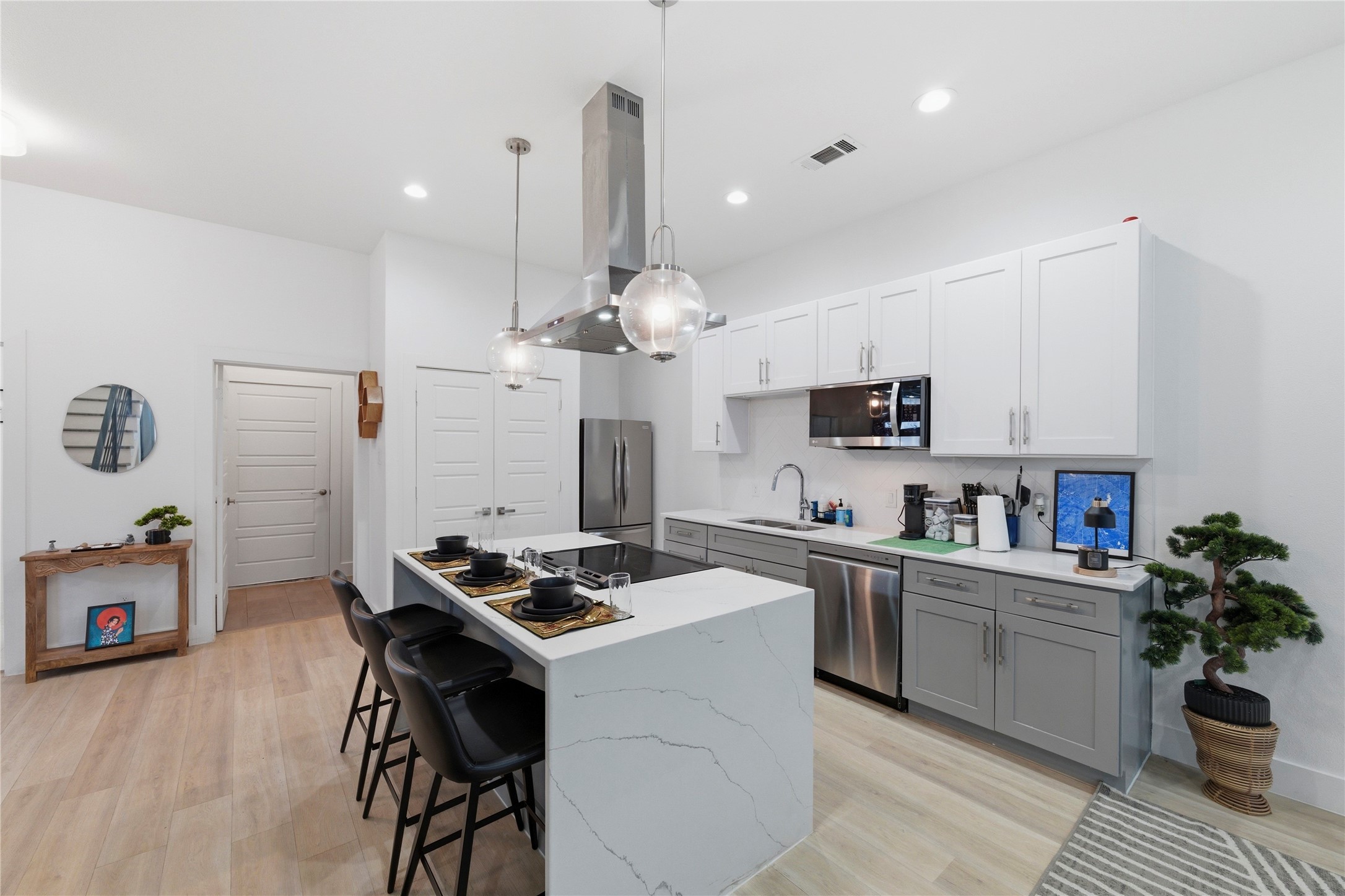 2406 Merlin Street Dallas TX 75215
