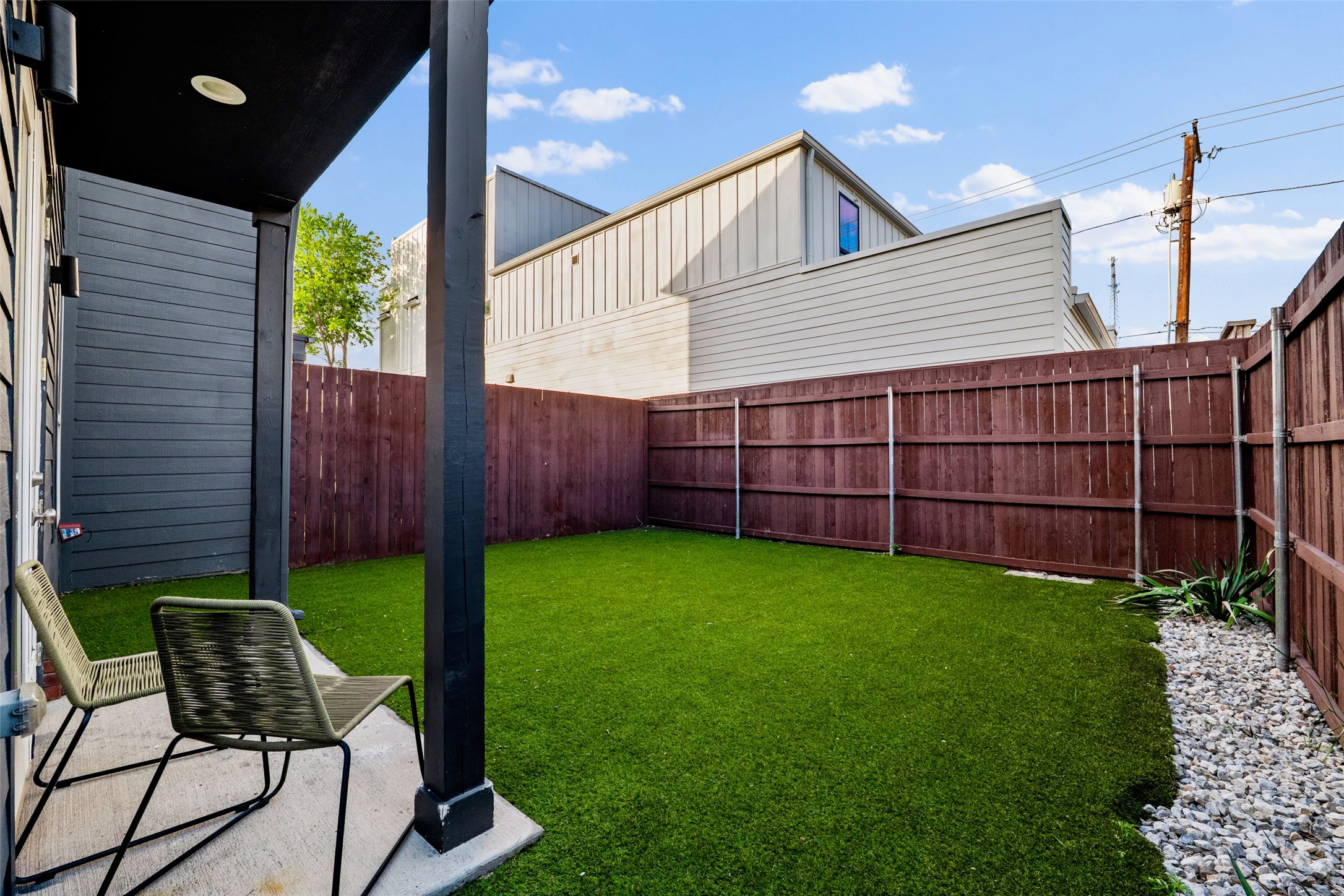 2406 Merlin Street Dallas TX 75215