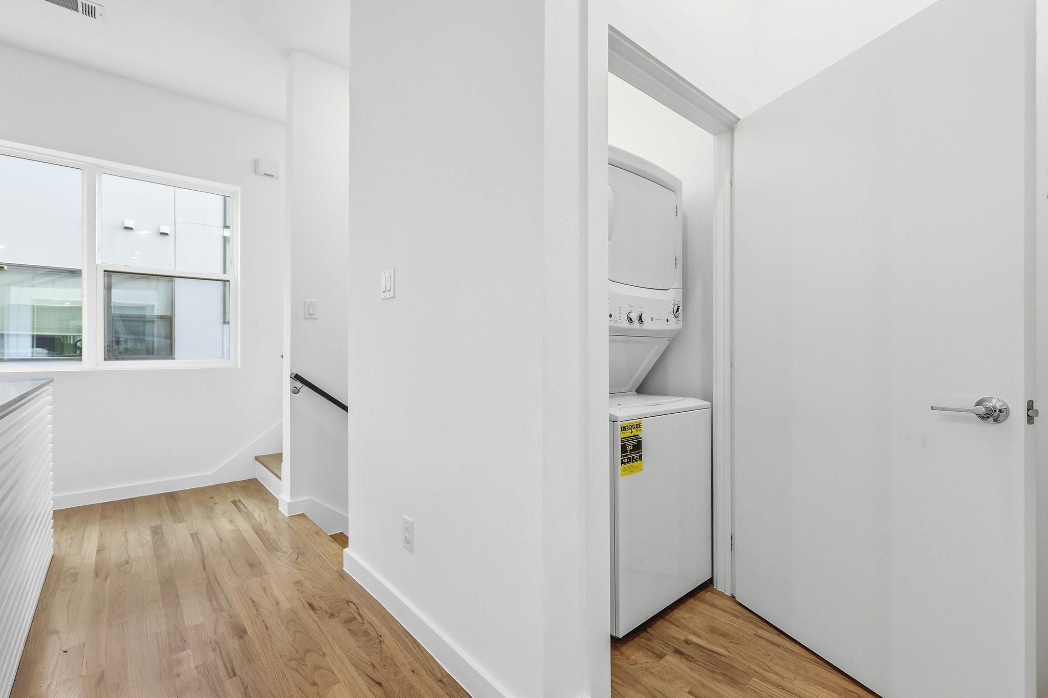 427 W 10th Street Dallas TX 75208