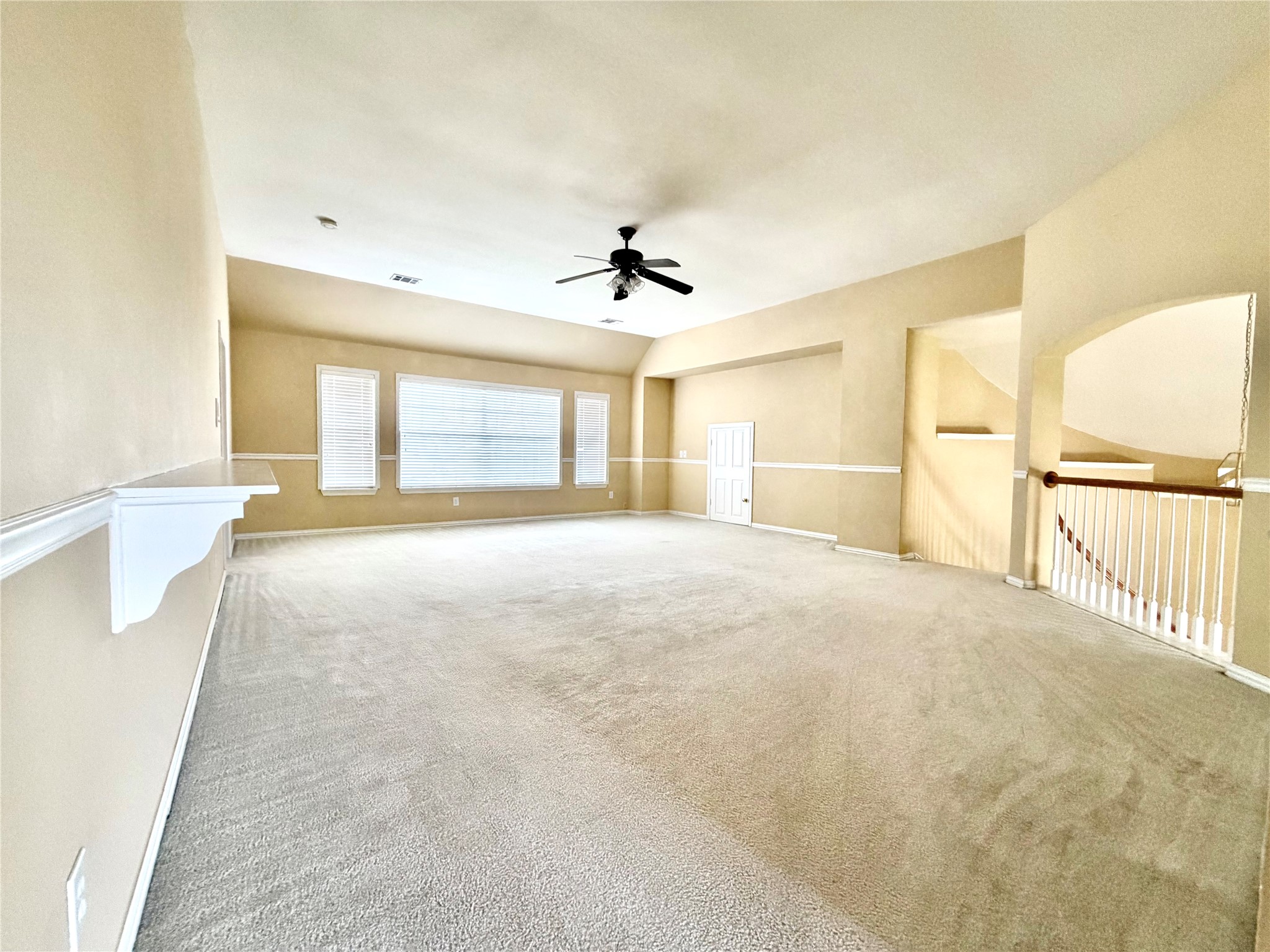 525 Salisbury Drive Grand Prairie TX 75052