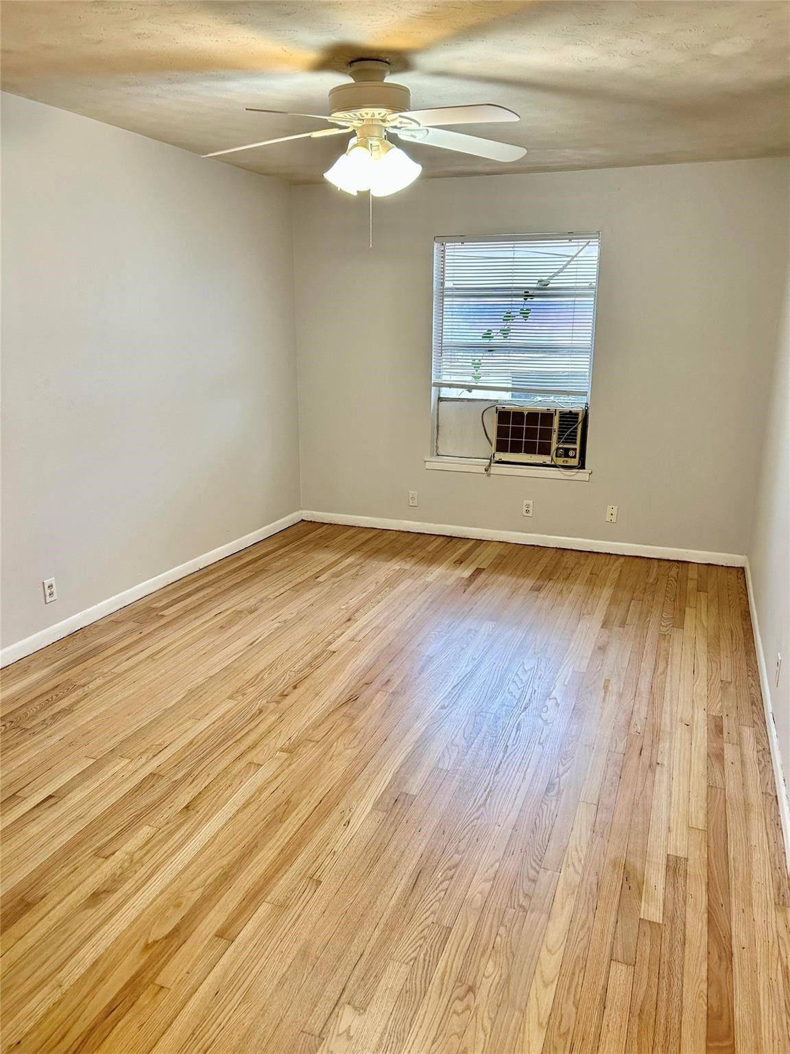 11223 Wyatt Street Dallas TX 75218