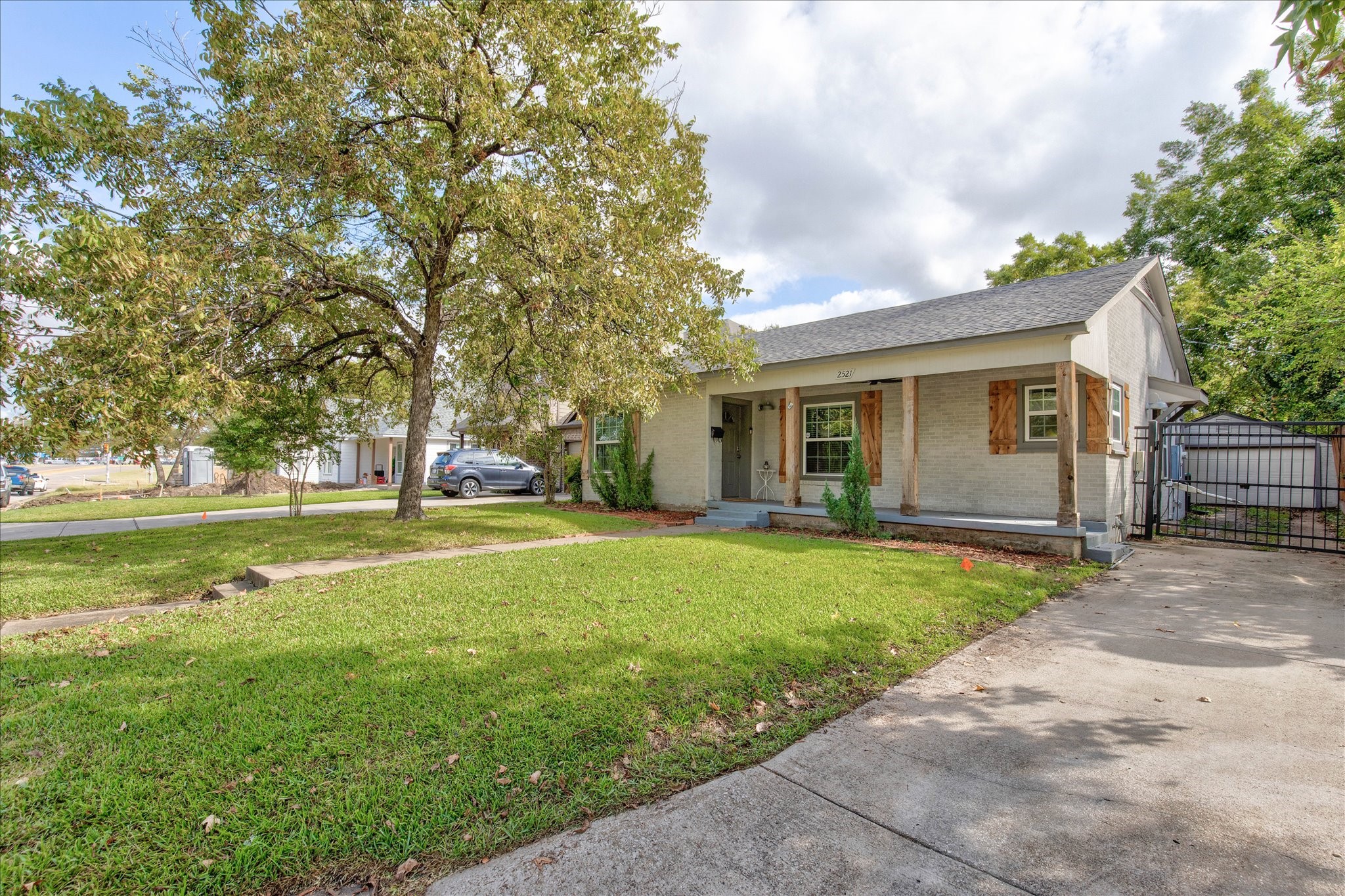2521 Benbrook Boulevard Fort Worth TX 76109