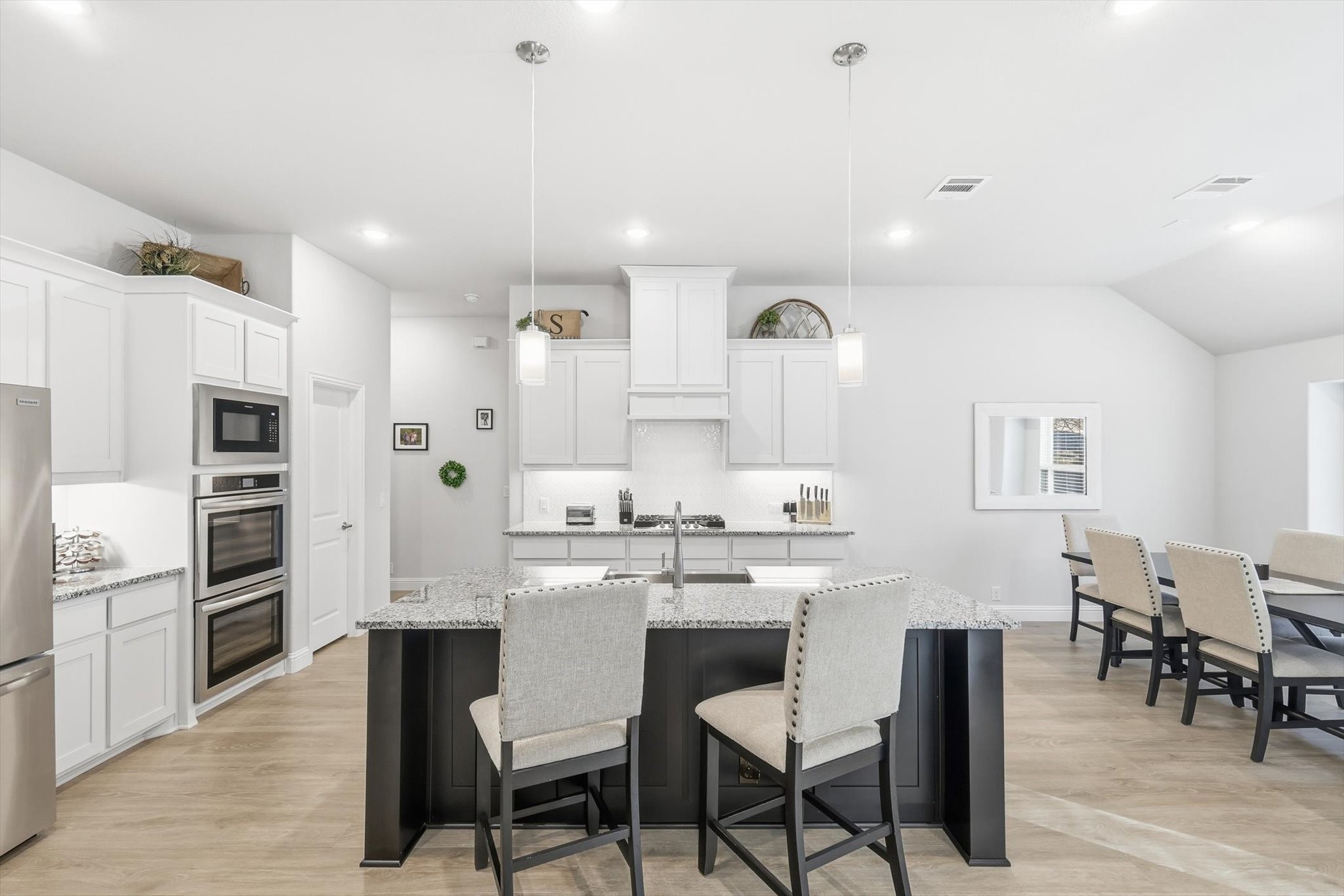 1125 Cardinal Drive Midlothian TX 76065