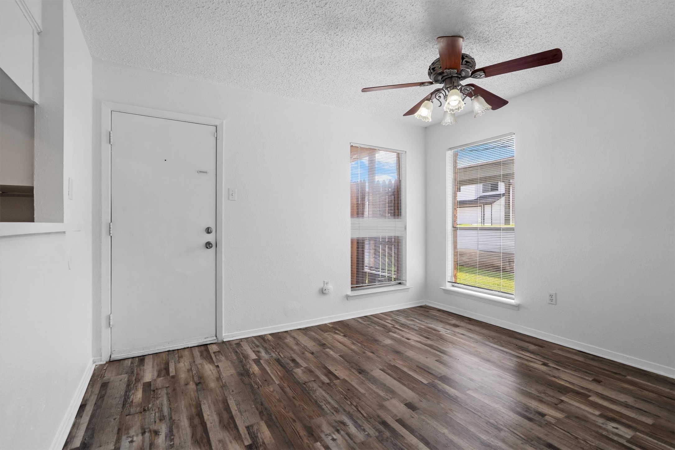 2205 Chase Court Dalworthington Gardens TX 76013