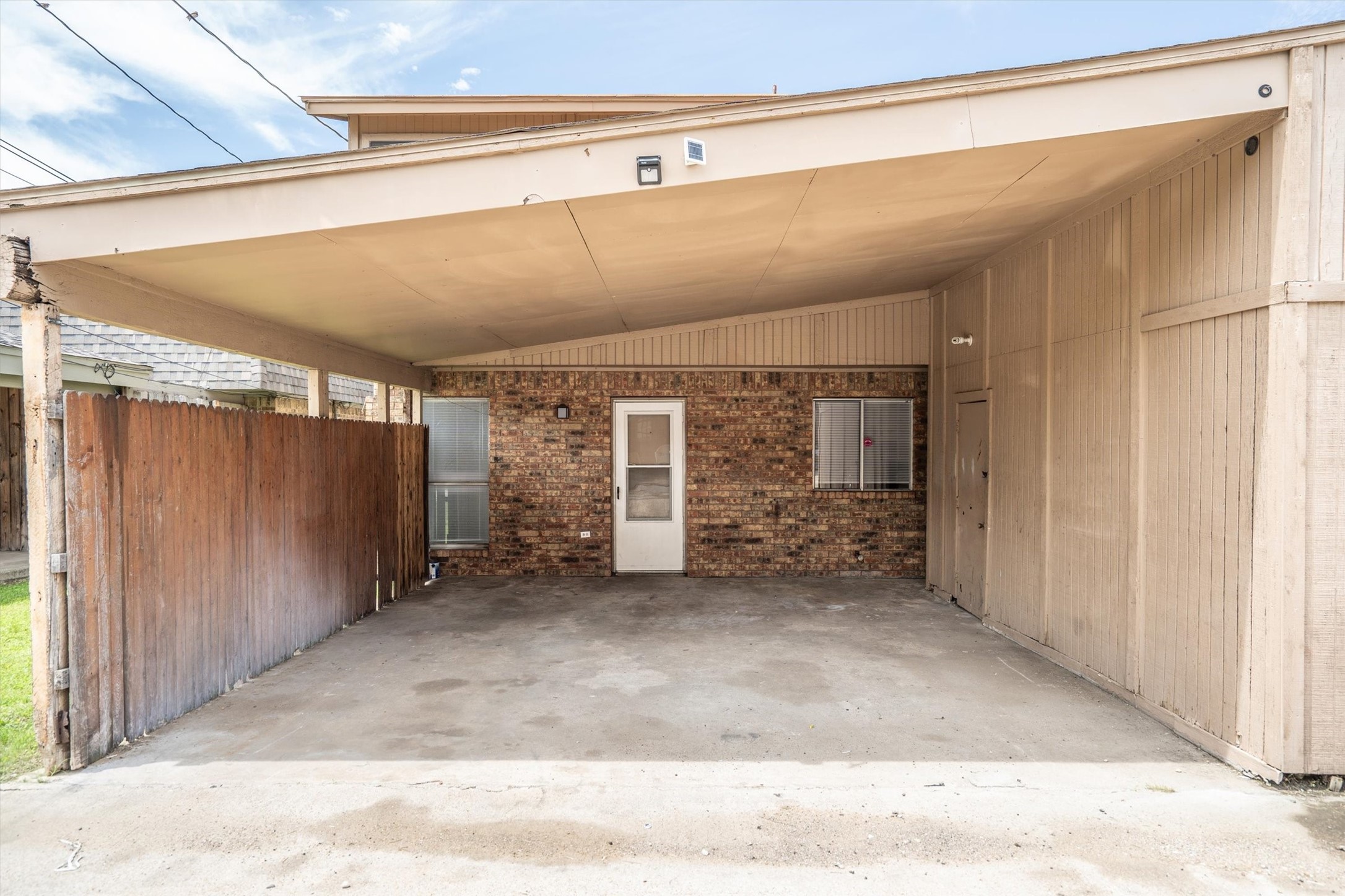 2205 Chase Court Dalworthington Gardens TX 76013