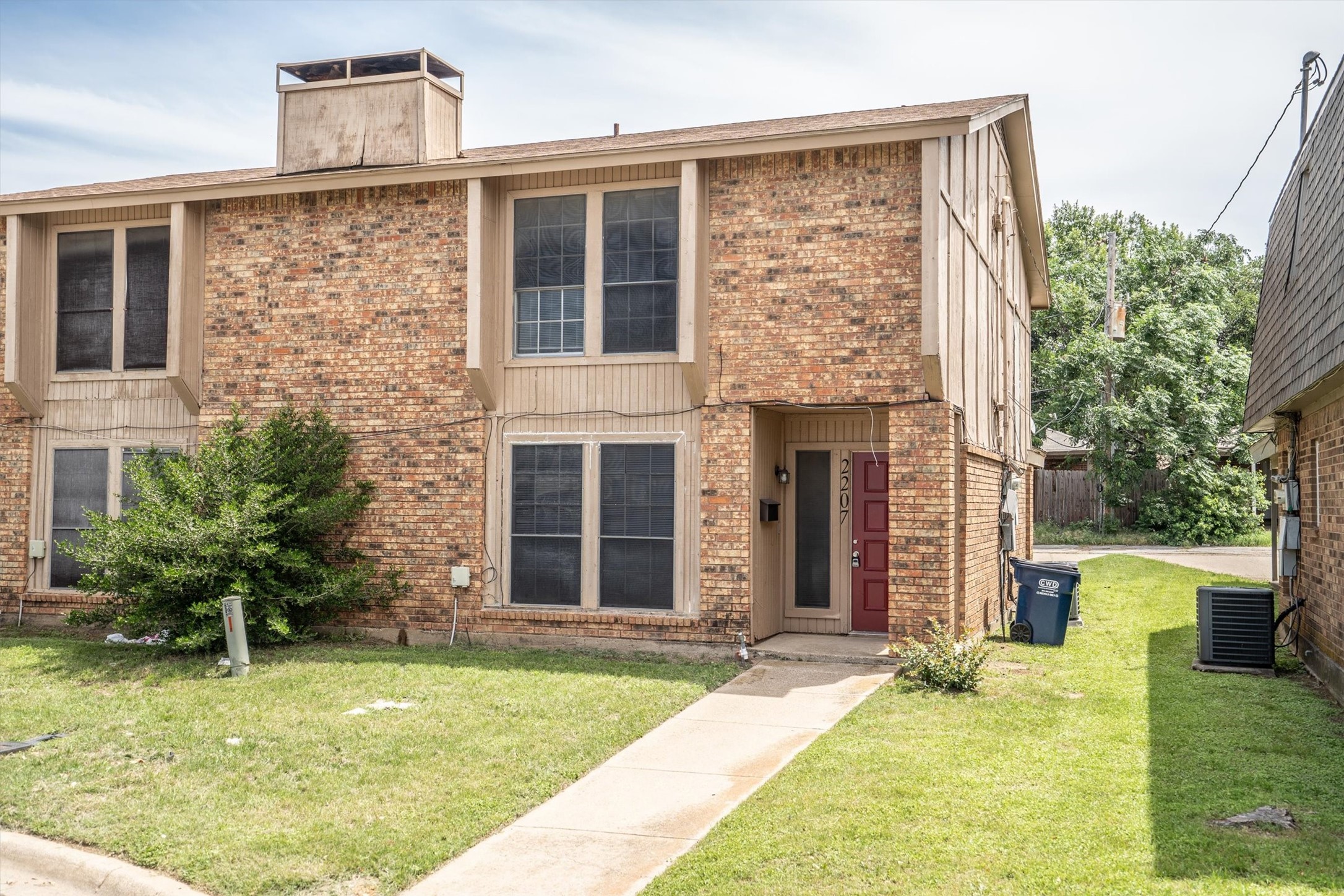 2205 Chase Court Dalworthington Gardens TX 76013