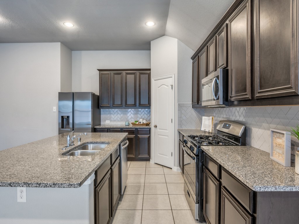 1608 Emma Pearl Lane Little Elm TX 75068