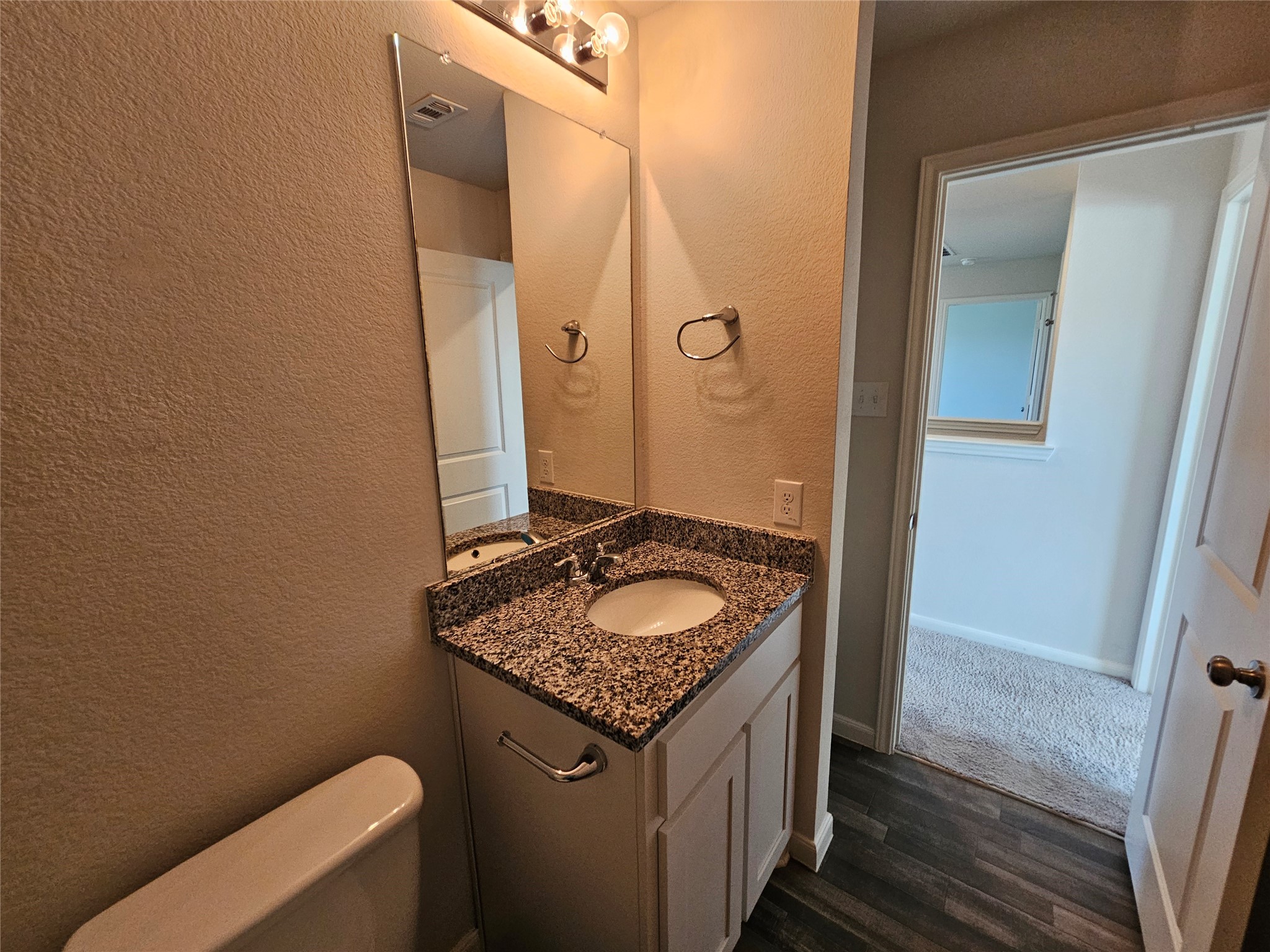 3616 Chestnut Oak Drive Dallas TX 75253