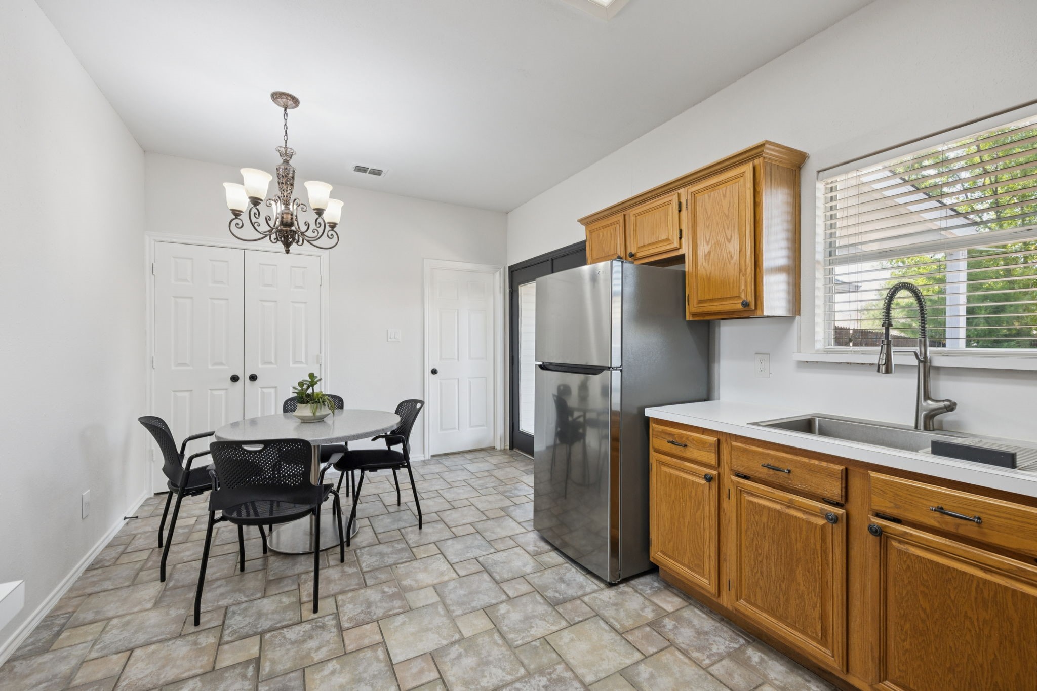 1823 Dew Valley Drive Carrollton TX 75010