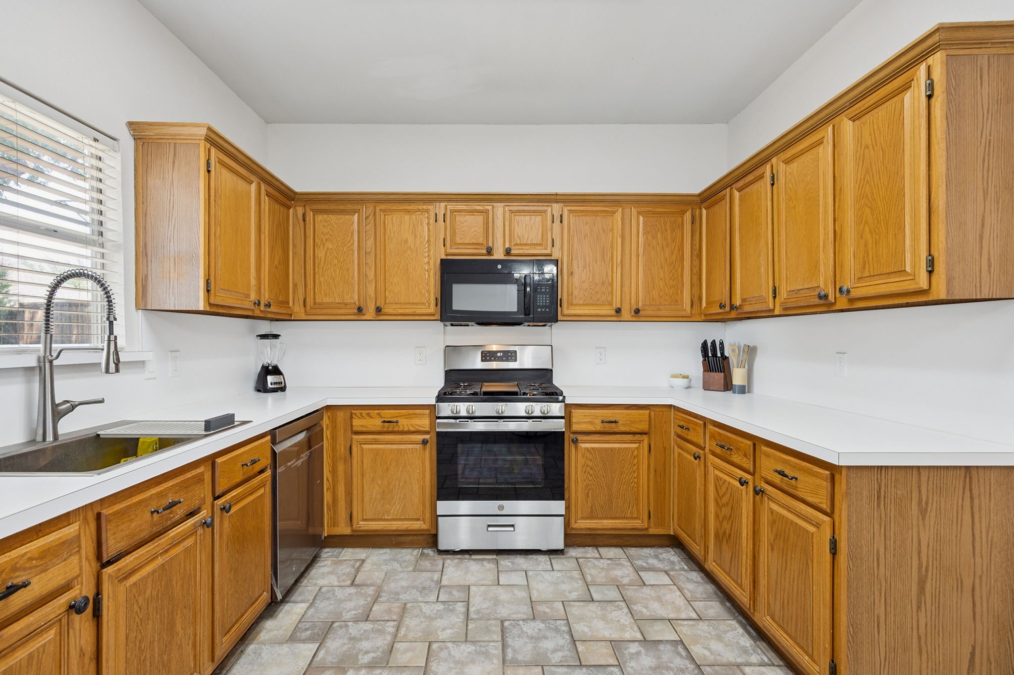 1823 Dew Valley Drive Carrollton TX 75010
