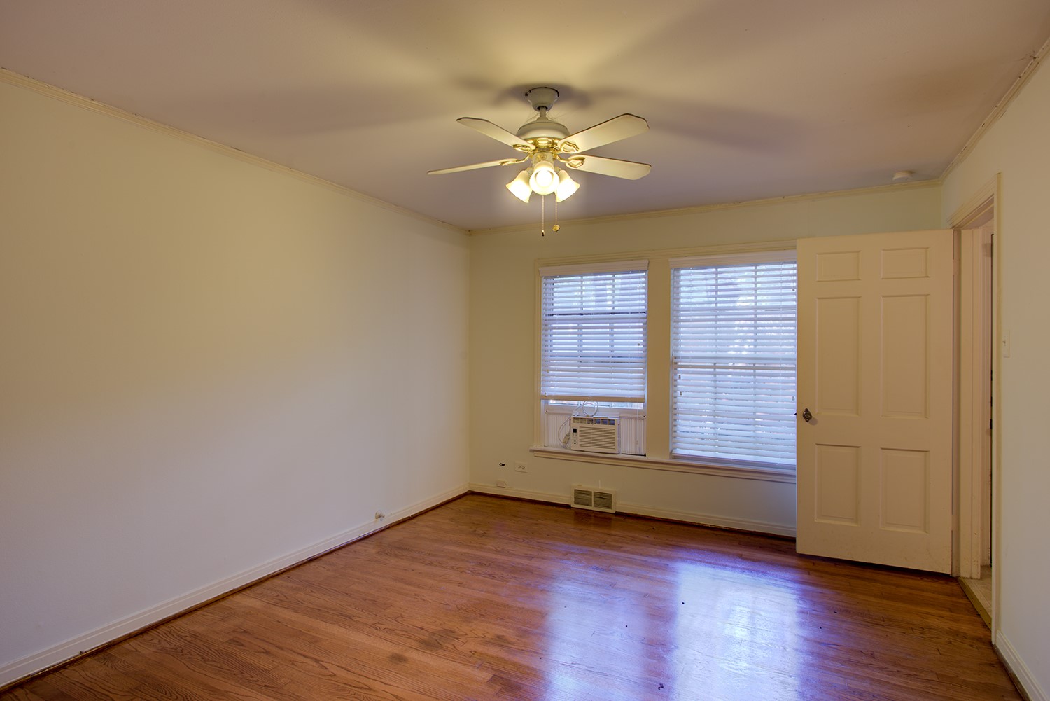6255 Saint Moritz Avenue Dallas TX 75214