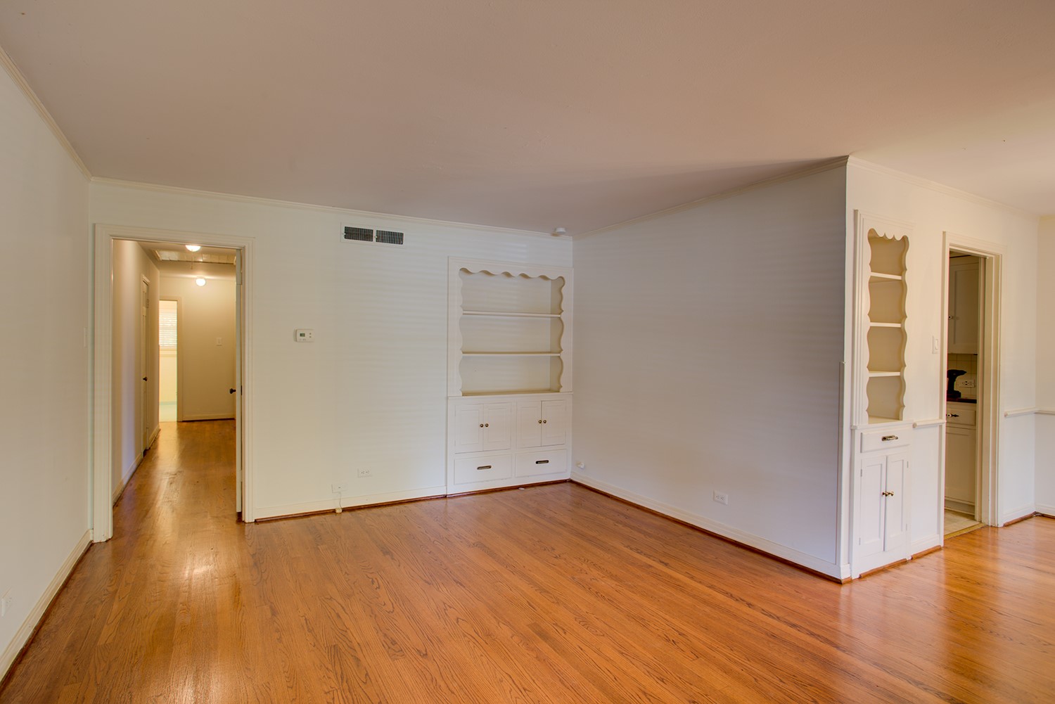 6255 Saint Moritz Avenue Dallas TX 75214