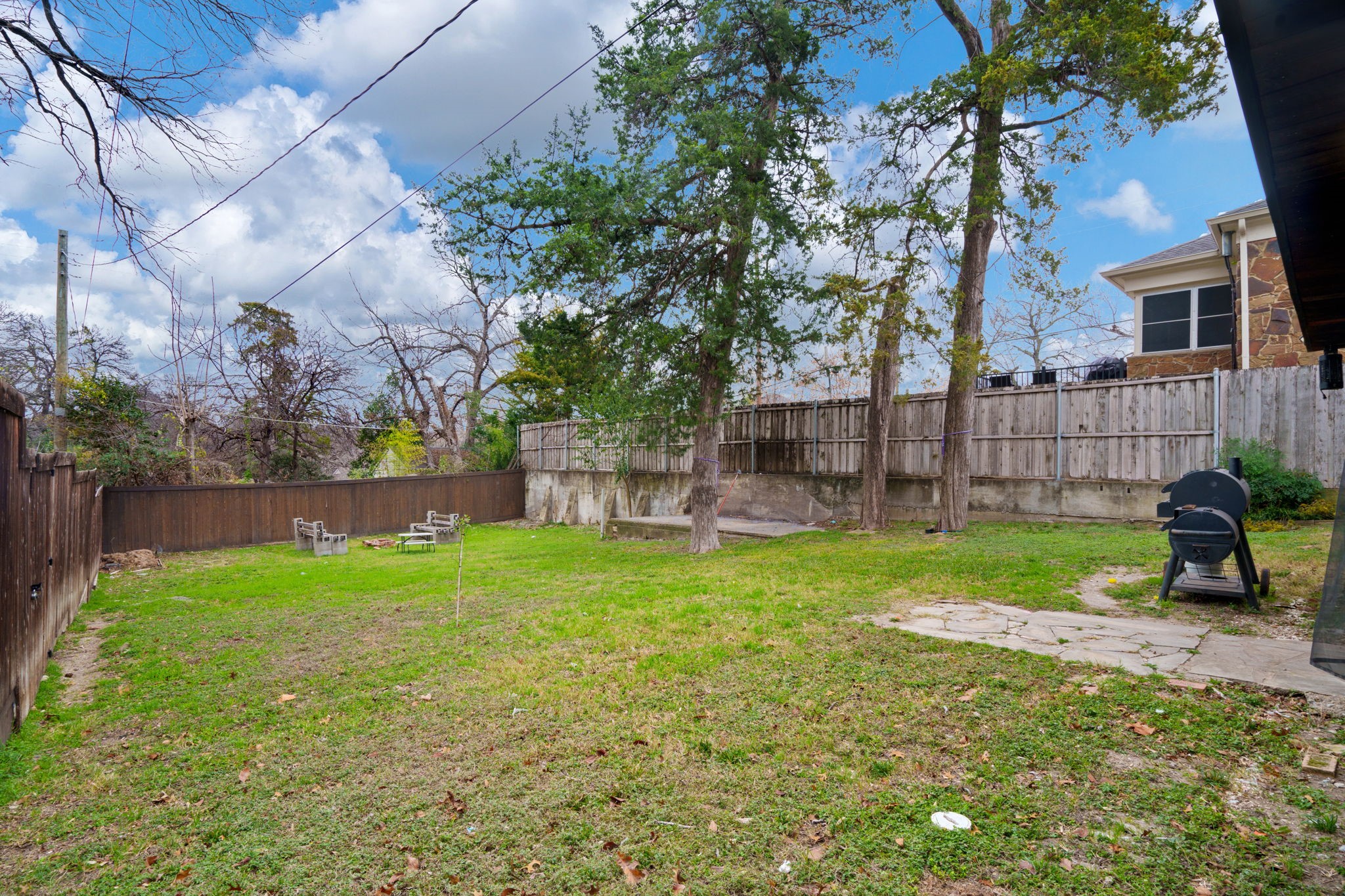 1614 Seevers Avenue Dallas TX 75216