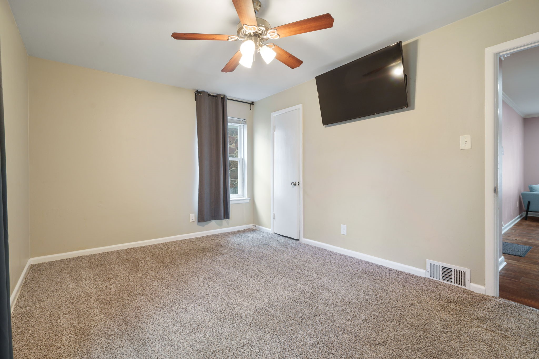 1614 Seevers Avenue Dallas TX 75216