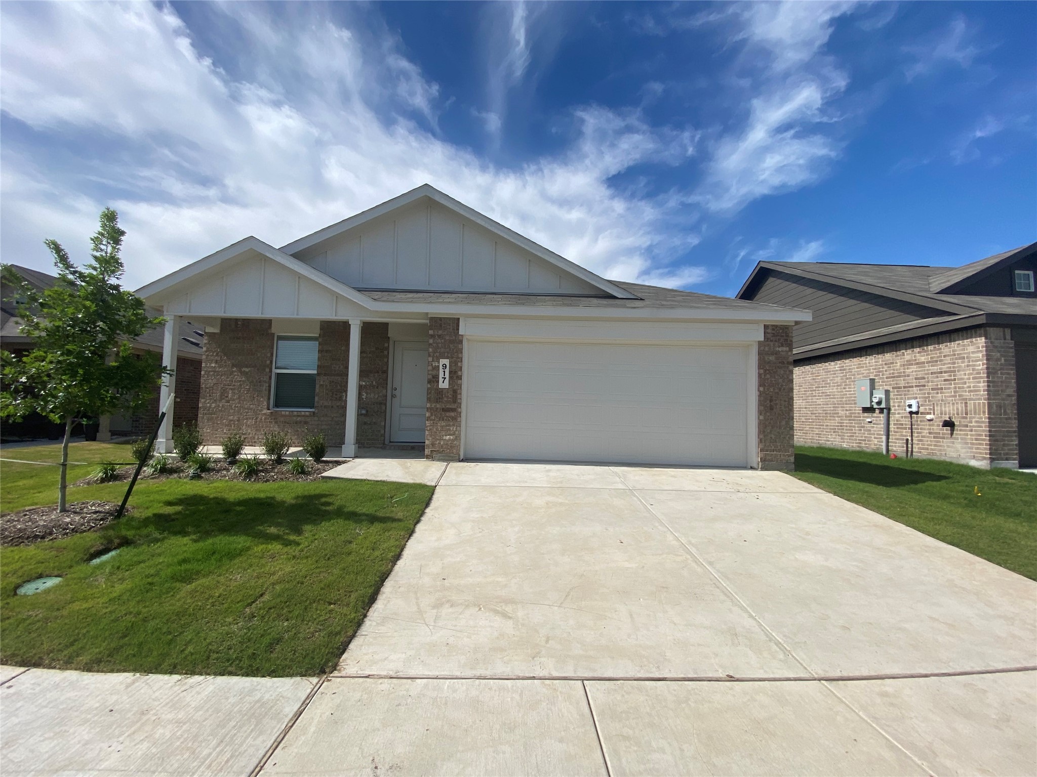 917 Shady Oaks Drive Ennis TX 75119