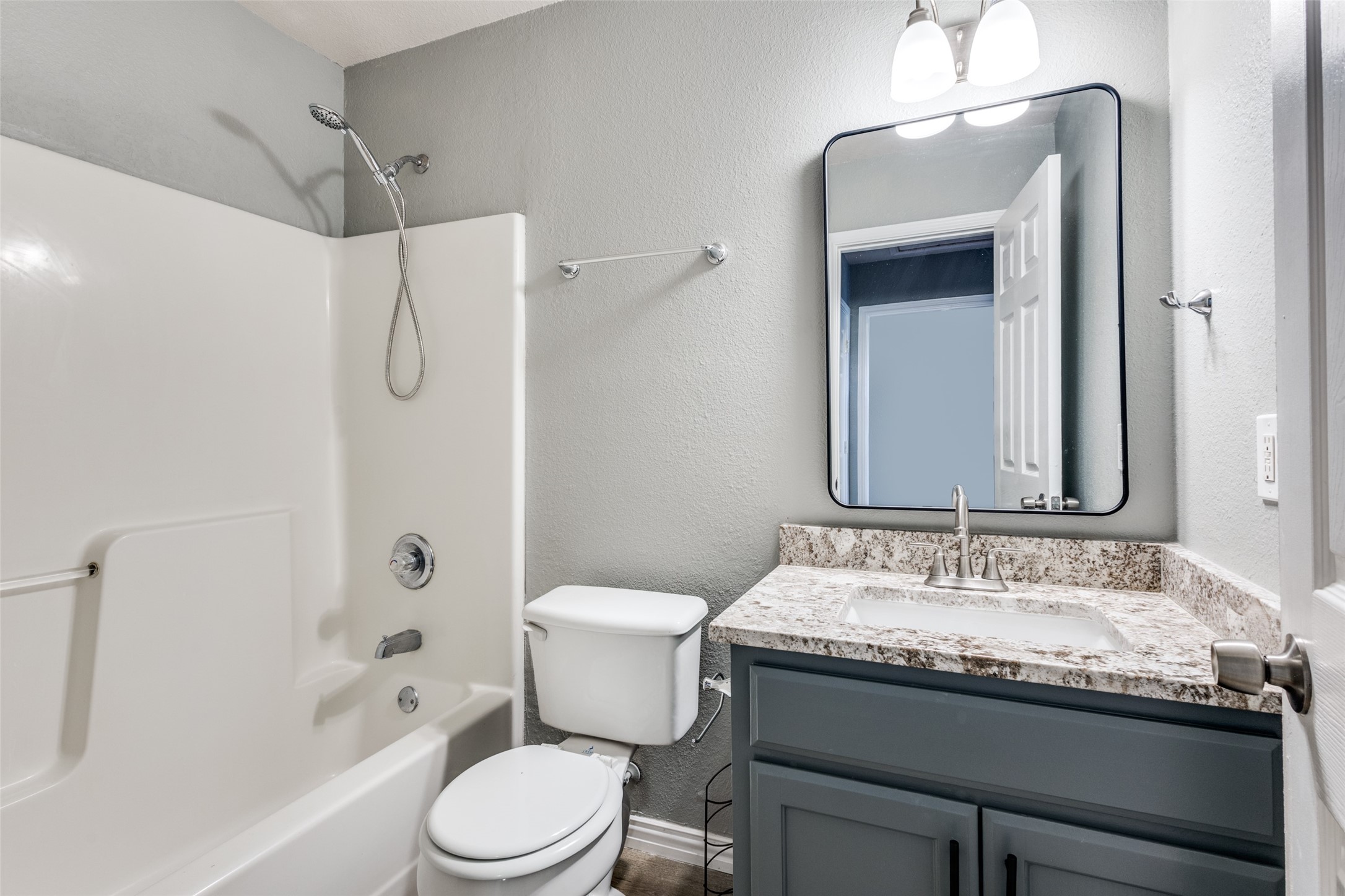 914-916 S Interurban Street Anna TX 75409