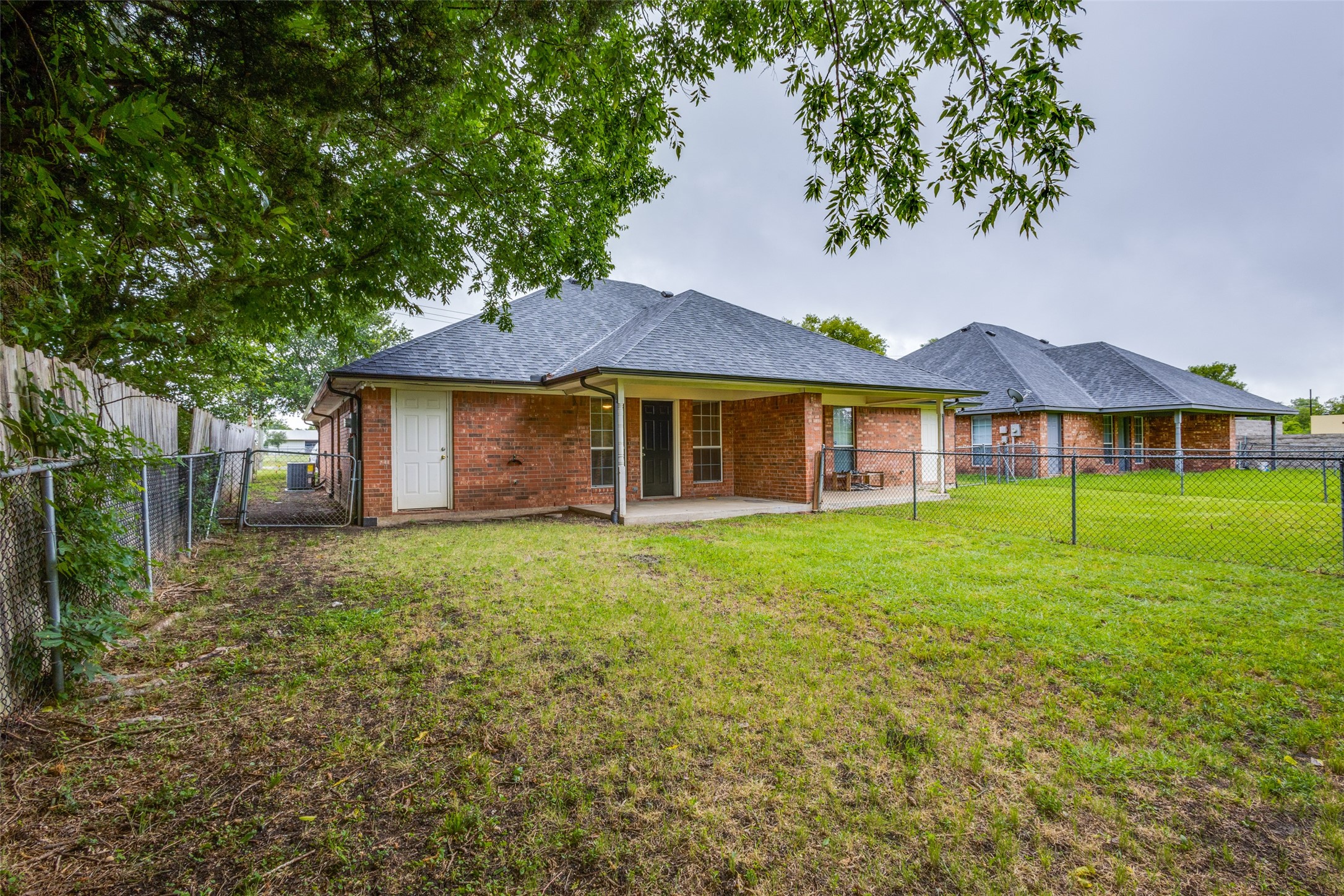 914-916 S Interurban Street Anna TX 75409