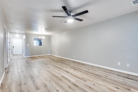 914-916 S Interurban Street Anna TX 75409