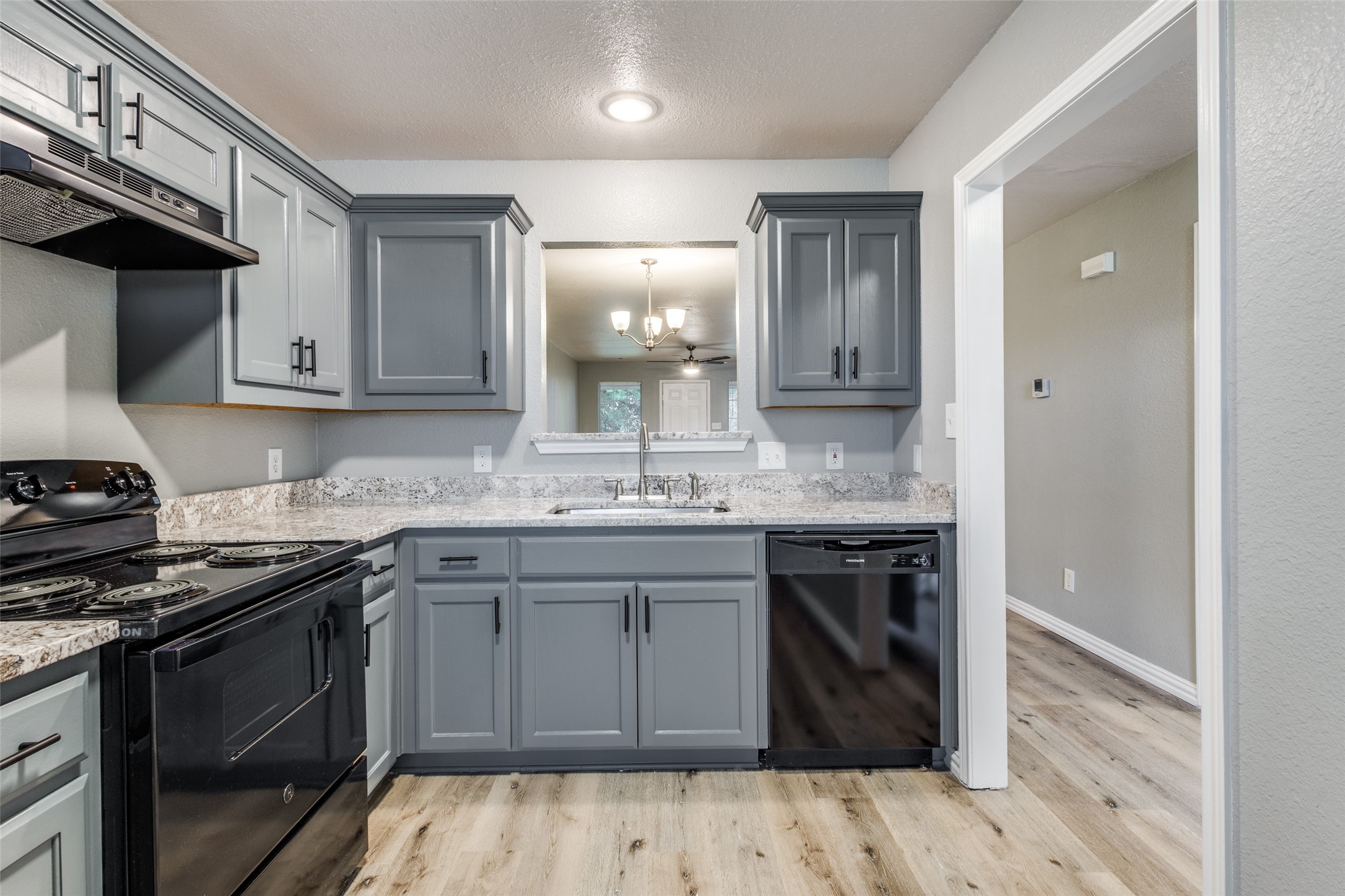 914-916 S Interurban Street Anna TX 75409