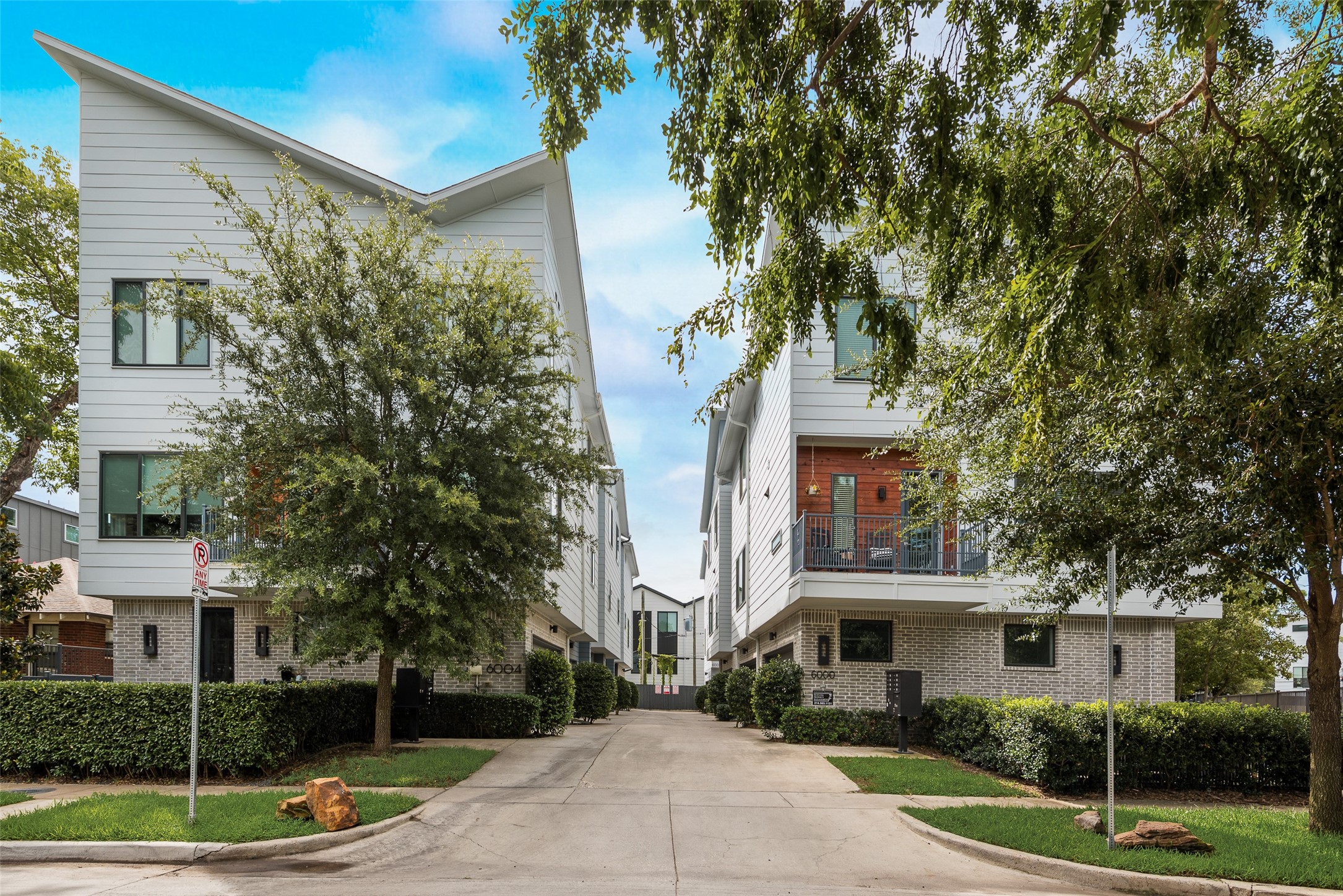 6004 Hudson Street Dallas TX 75206
