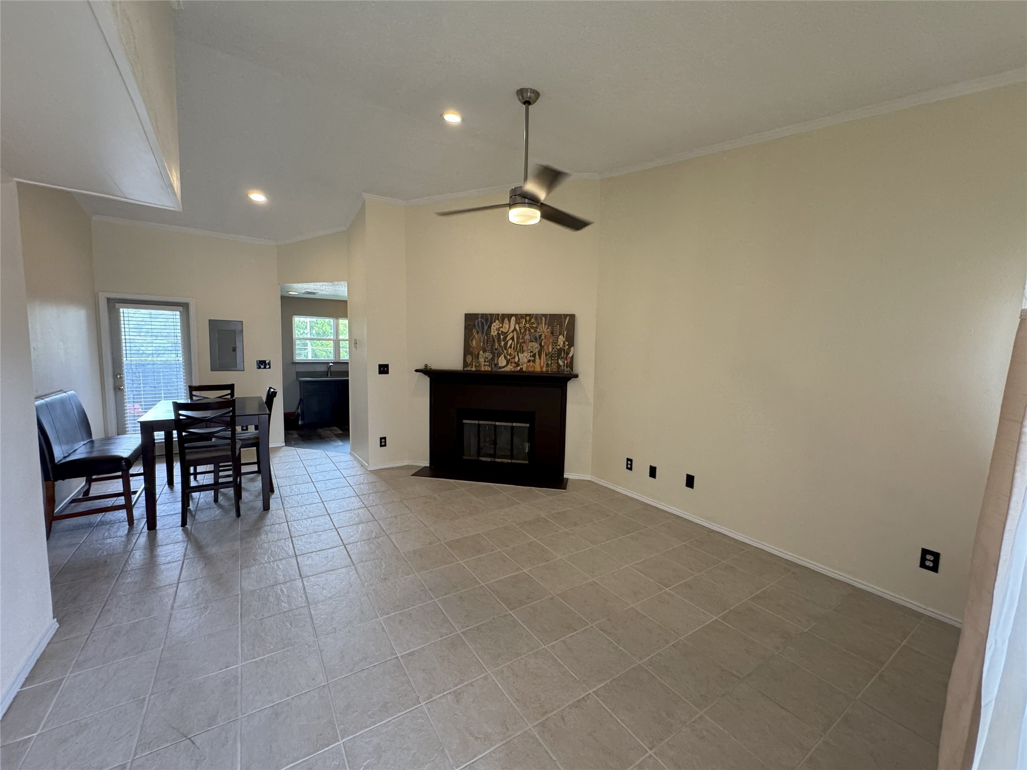 2736 Silver Creek Drive Arlington TX 76006