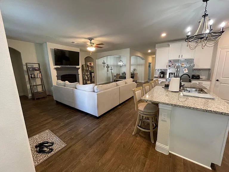 2917 Grizzly Road Aubrey TX 76227