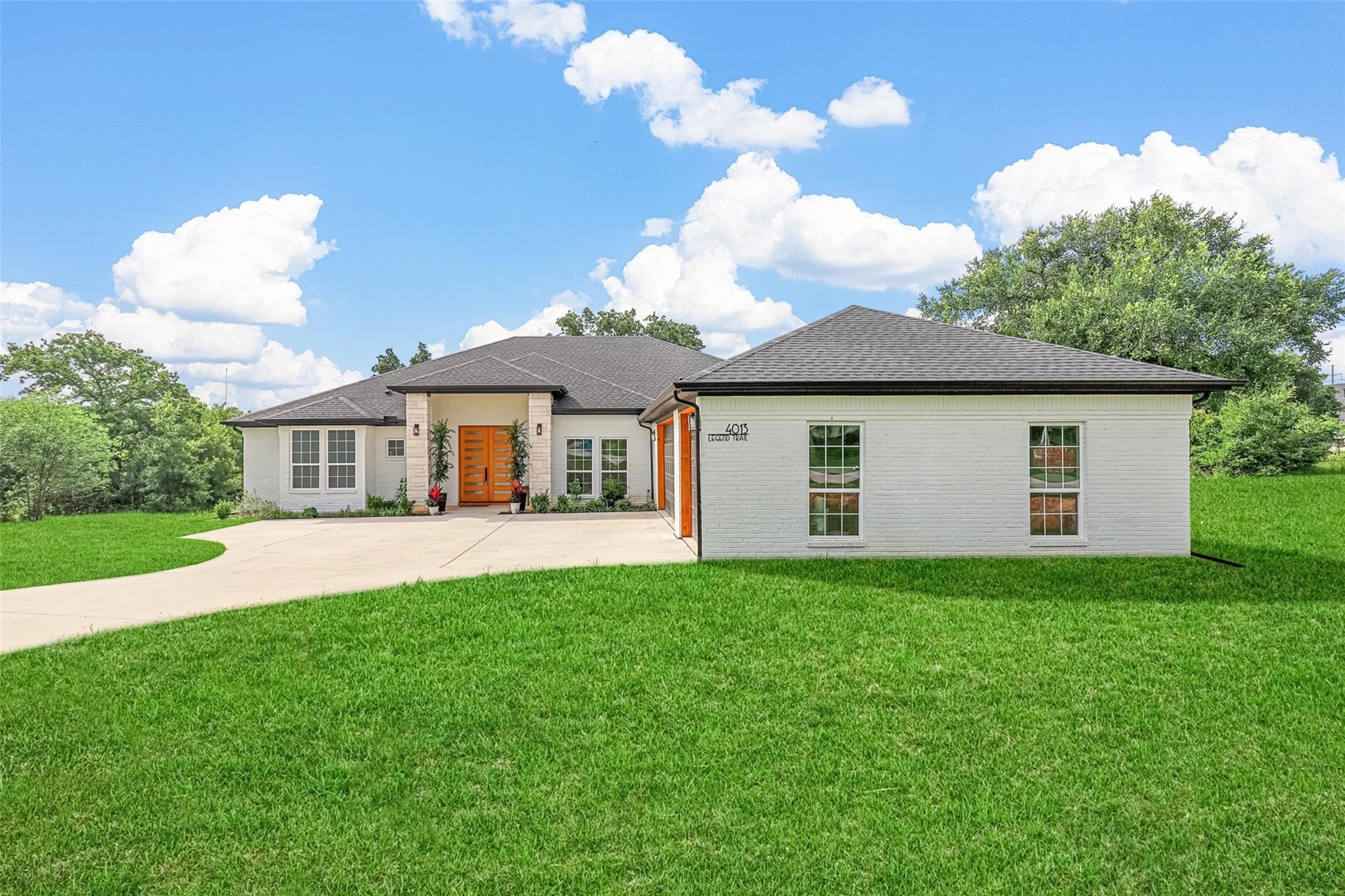 4013 Legend Trail Granbury TX 76049