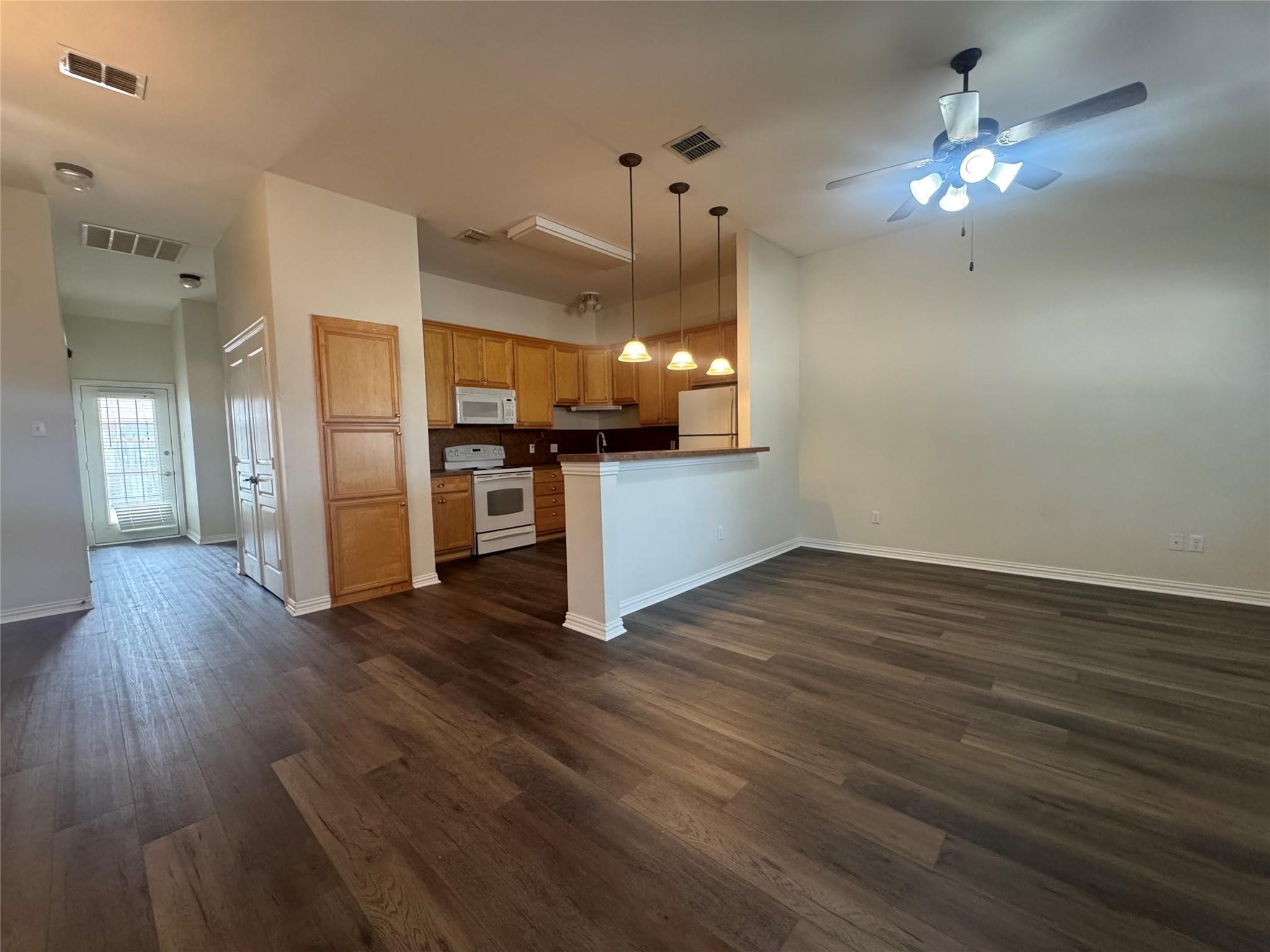 1010 Teresa Court Granbury TX 76048