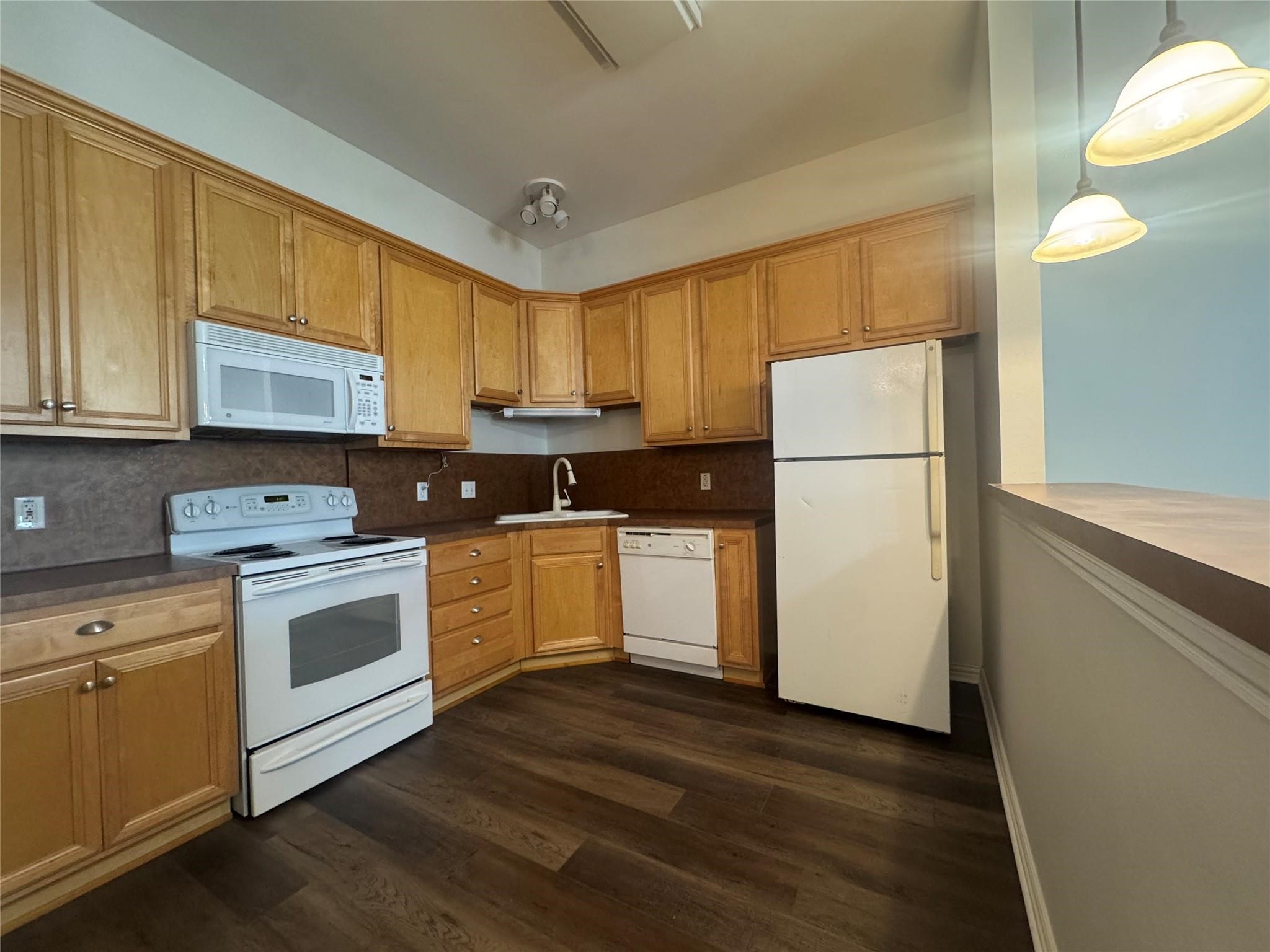 1010 Teresa Court Granbury TX 76048