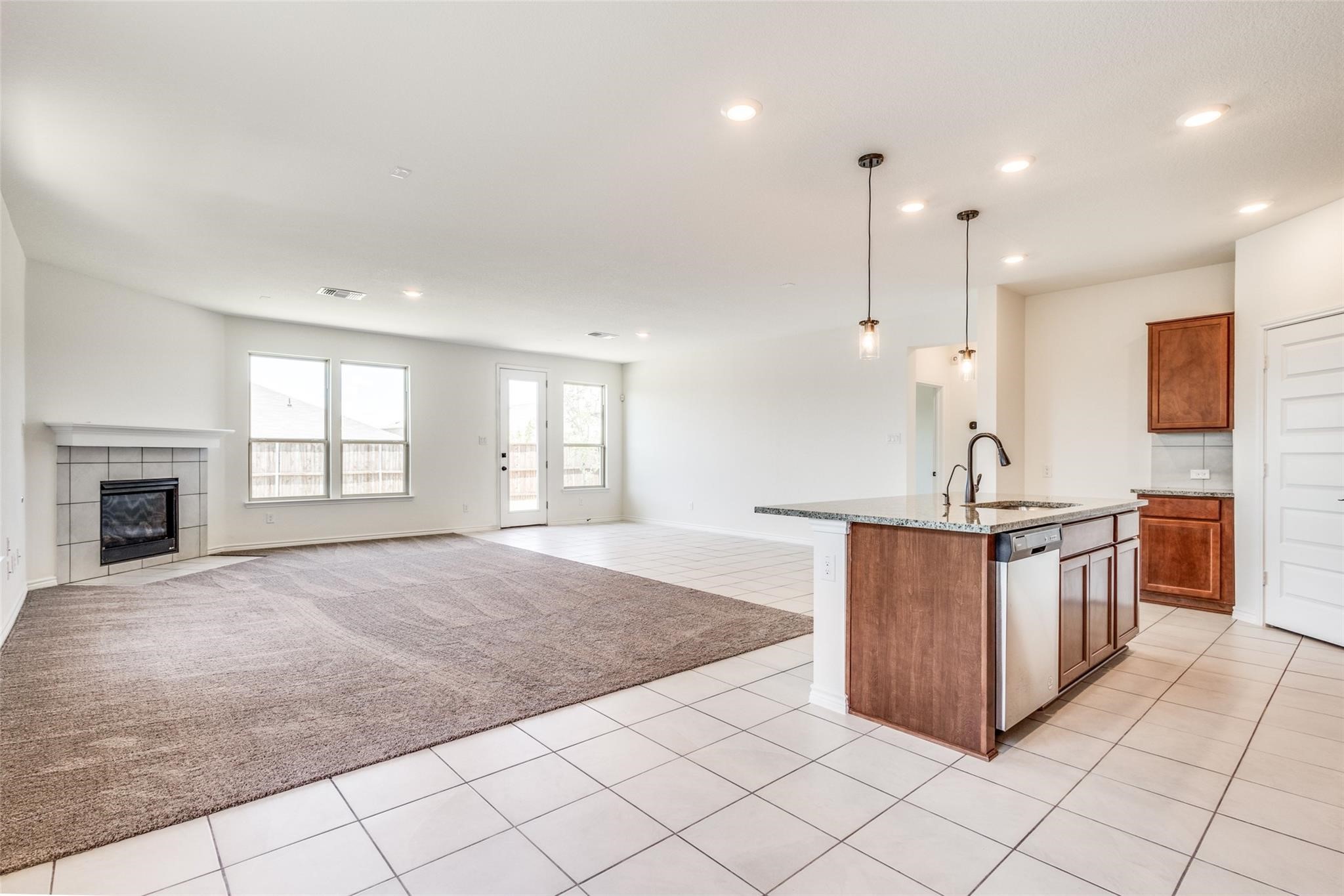 917 Waggoner Drive Aubrey TX 76227