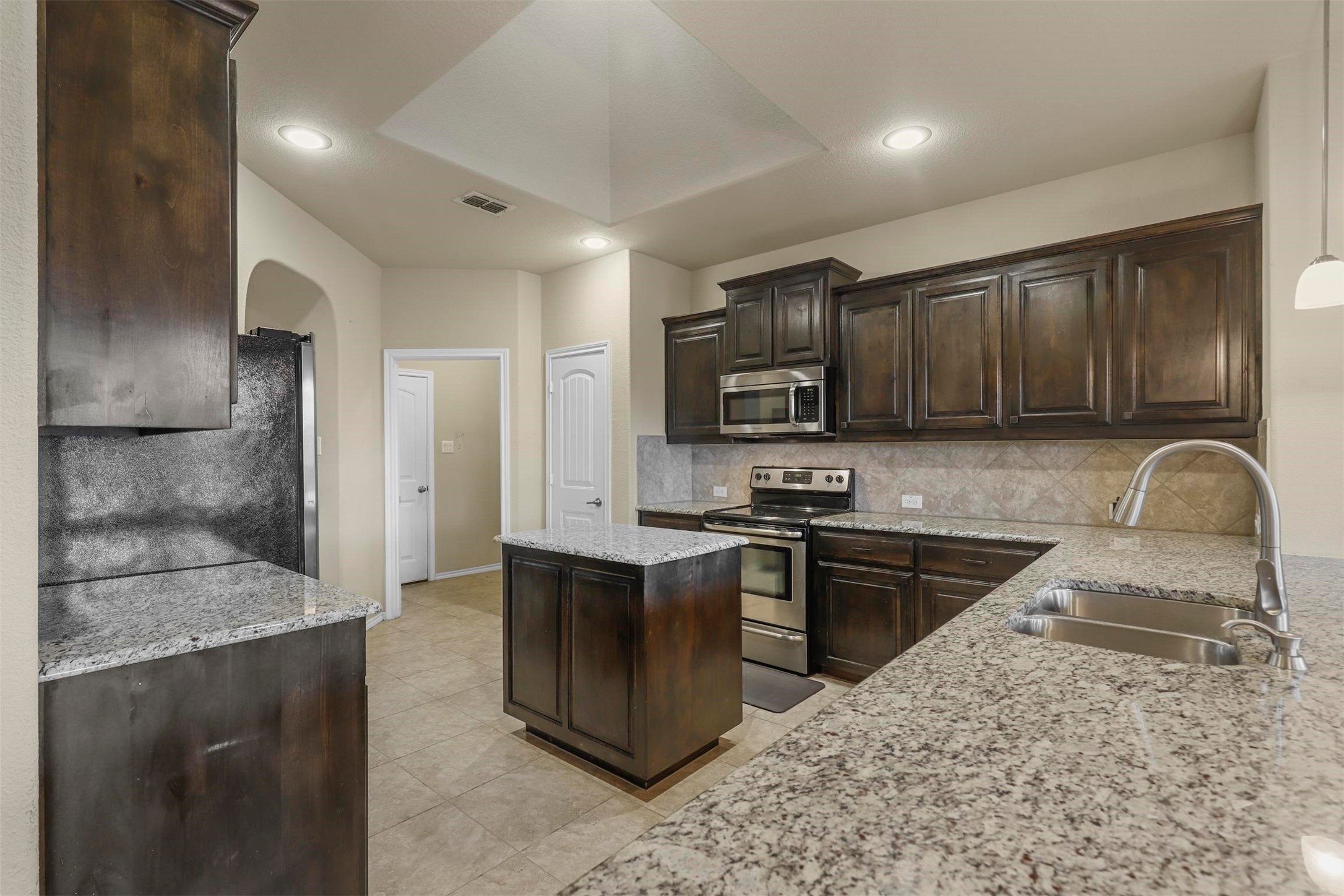 1216 Vaughna Drive Weatherford TX 76087