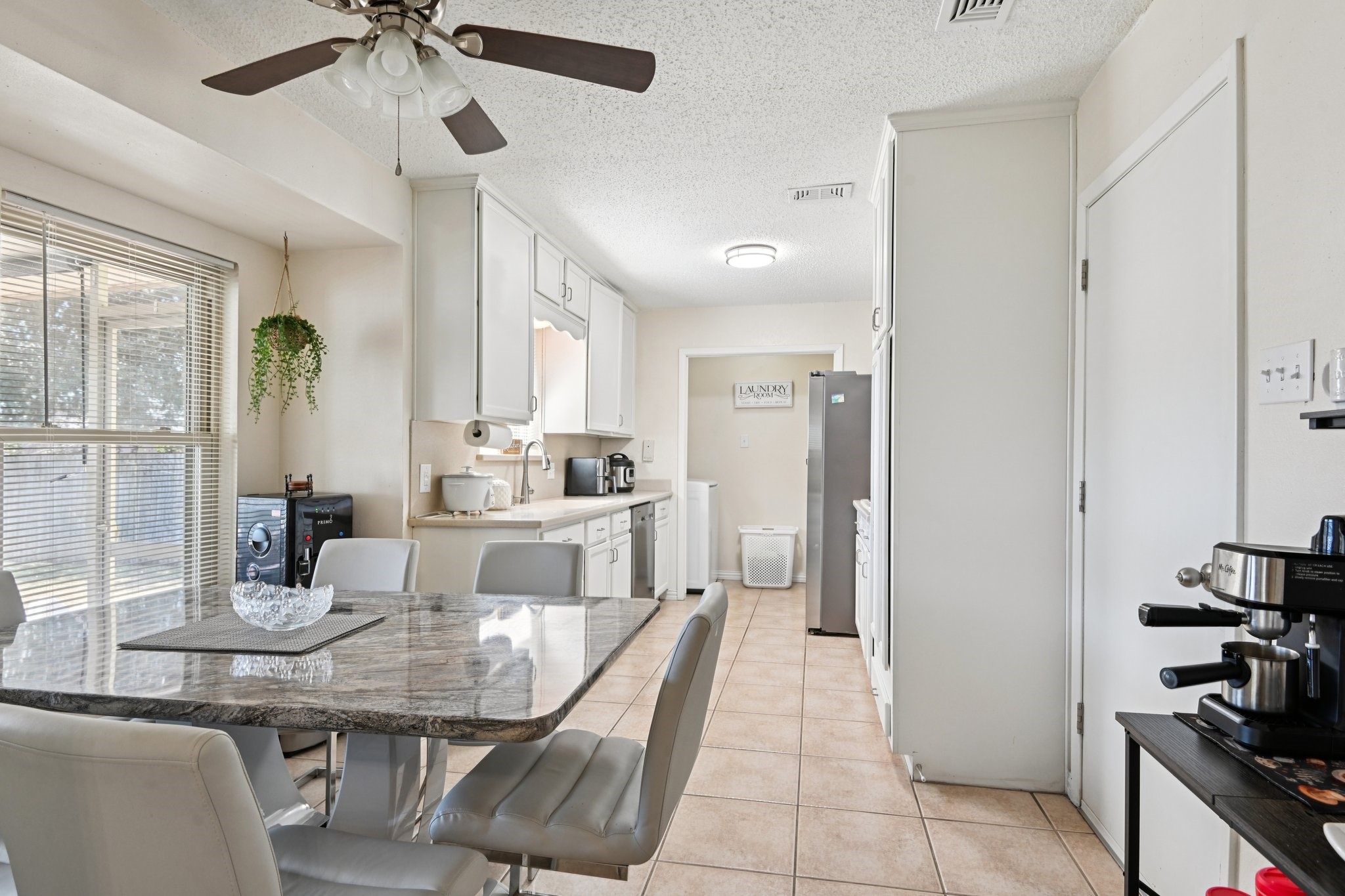 2106 Avalon Lane Arlington TX 76014