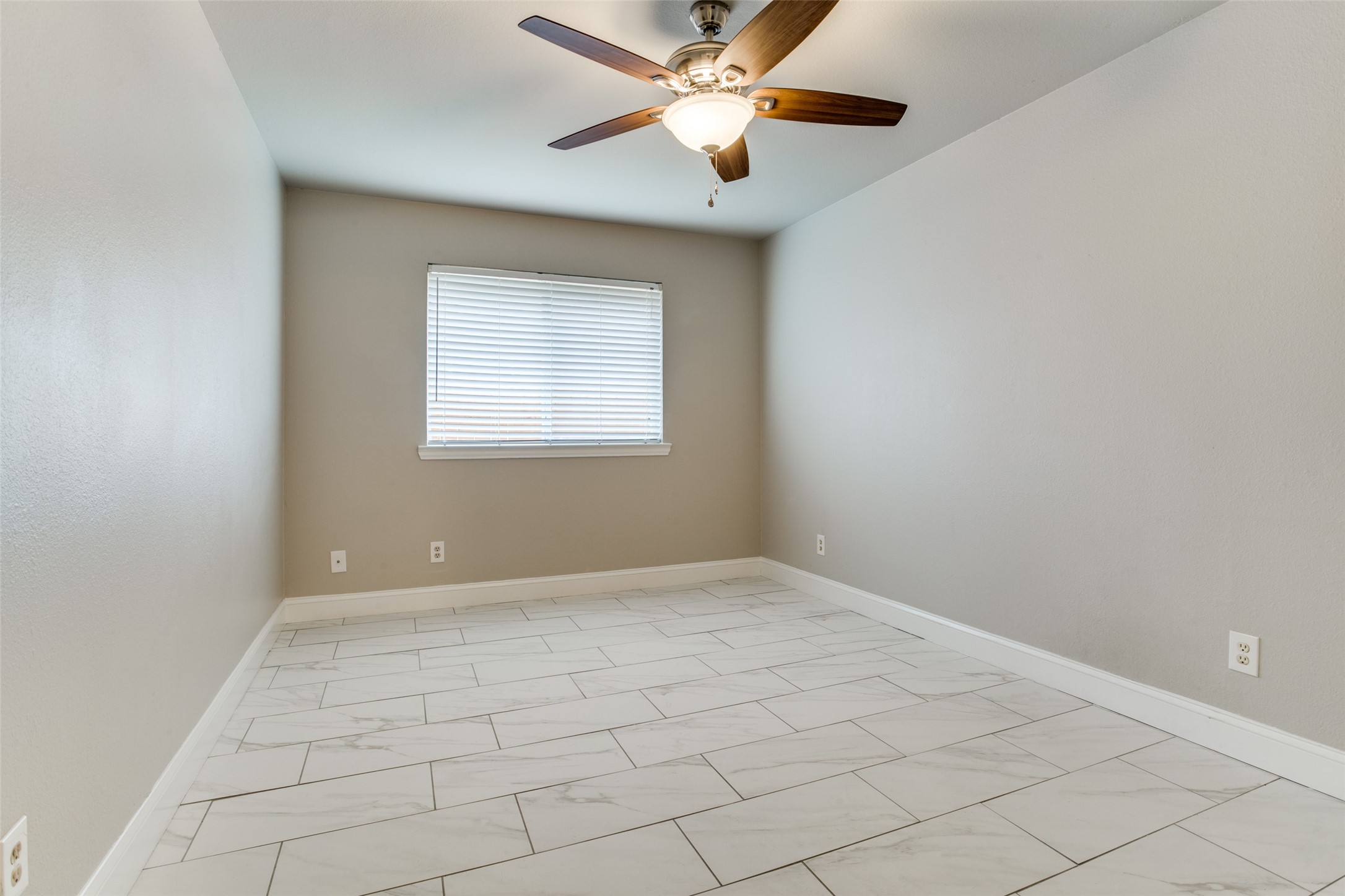 7006 Woodsprings Drive Garland TX 75044