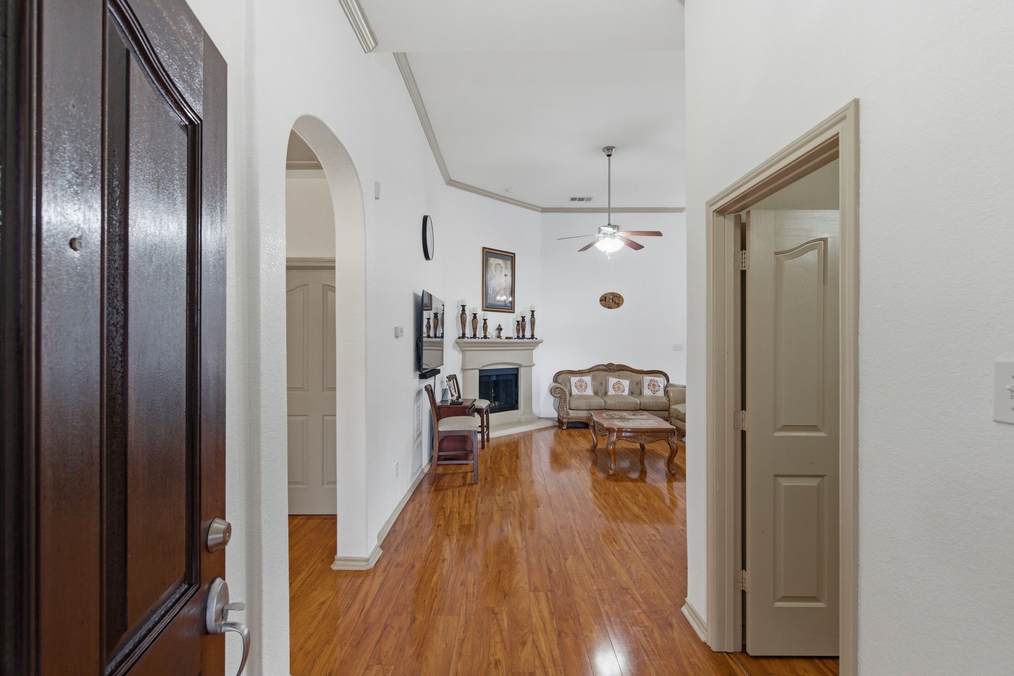 1442 Furlong Court Irving TX 75060