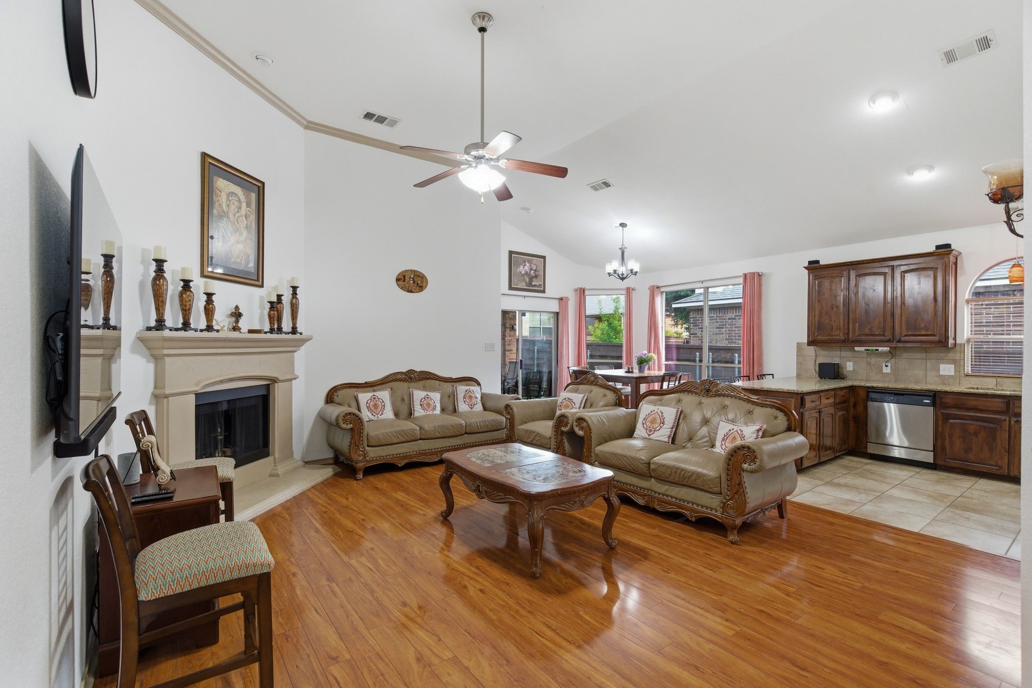 1442 Furlong Court Irving TX 75060