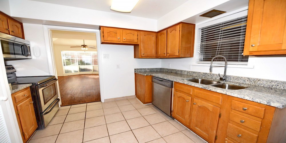 4818 Cole Avenue Dallas TX 75205