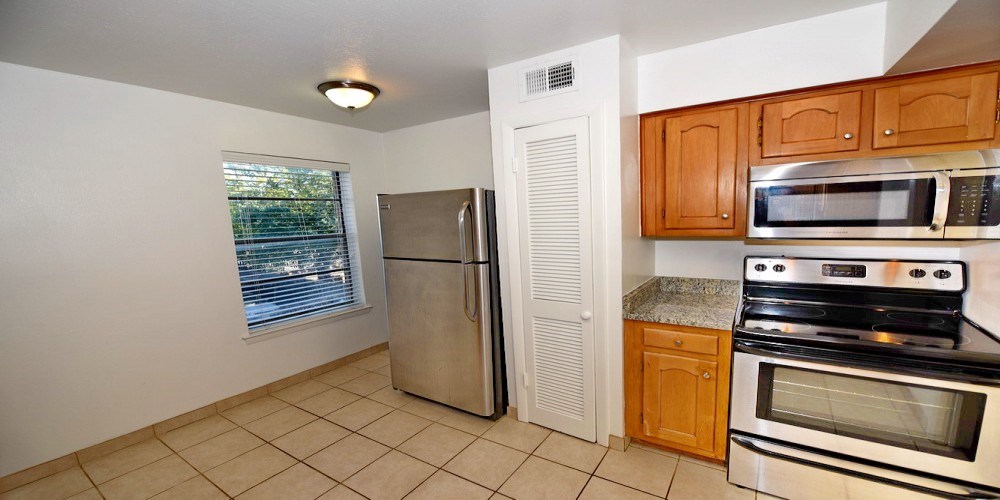4818 Cole Avenue Dallas TX 75205